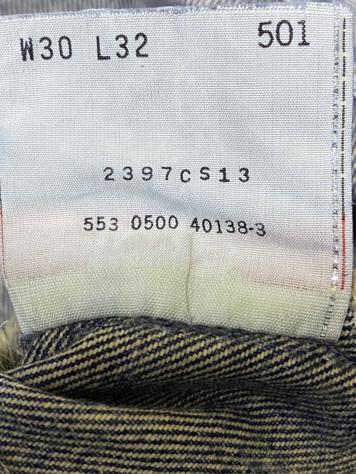 Levi's Vintage 90s Levi’s 501 Thrashed Destroyed Jeans Size US 30 / EU 46 - 20 Thumbnail