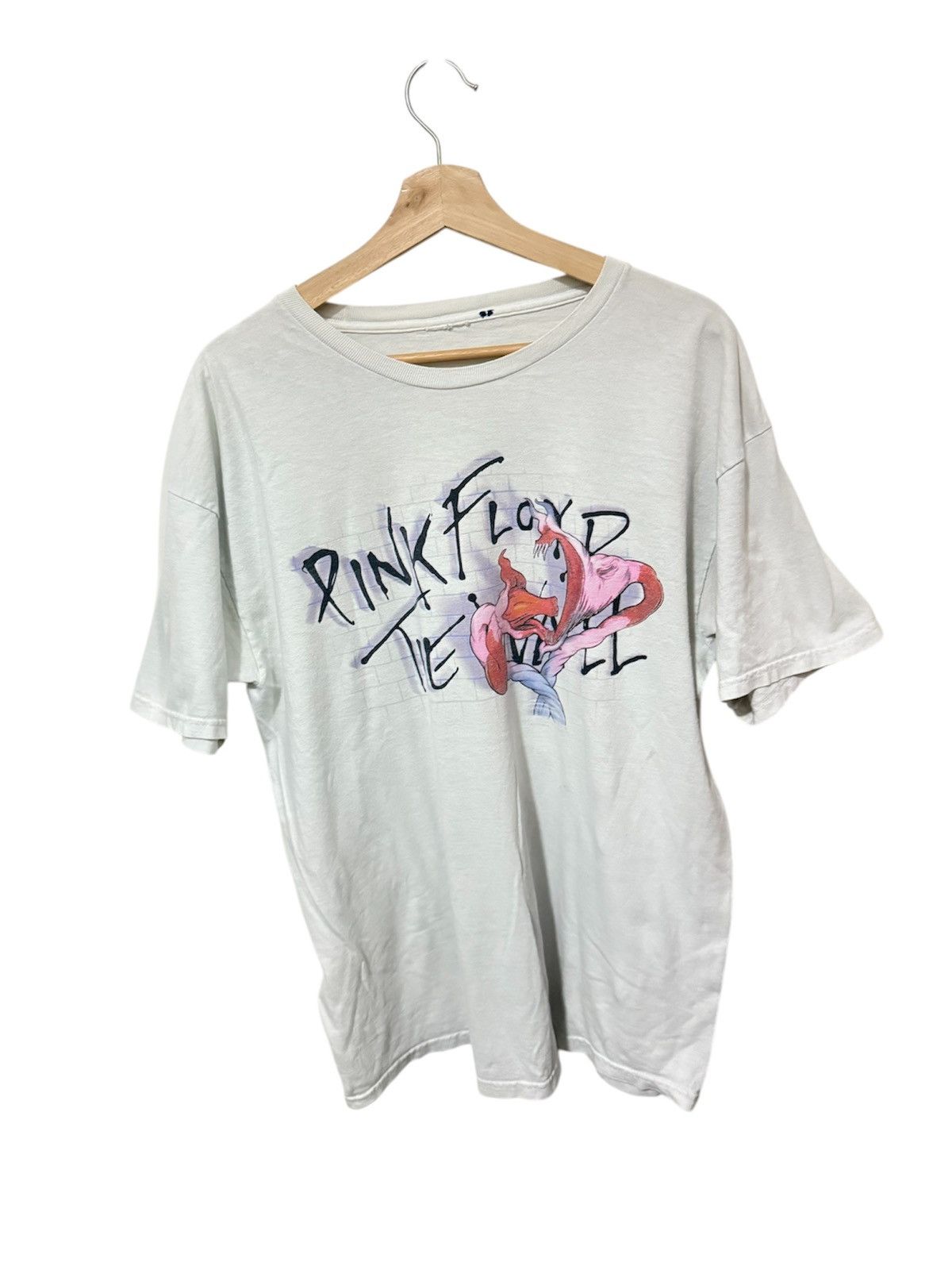 Pink Floyd × Vintage Vintage 2000s Pink Floyd The Wall 2002 T-Shirt Y2K Size US L / EU 52-54 / 3 - 1 Thumbnail