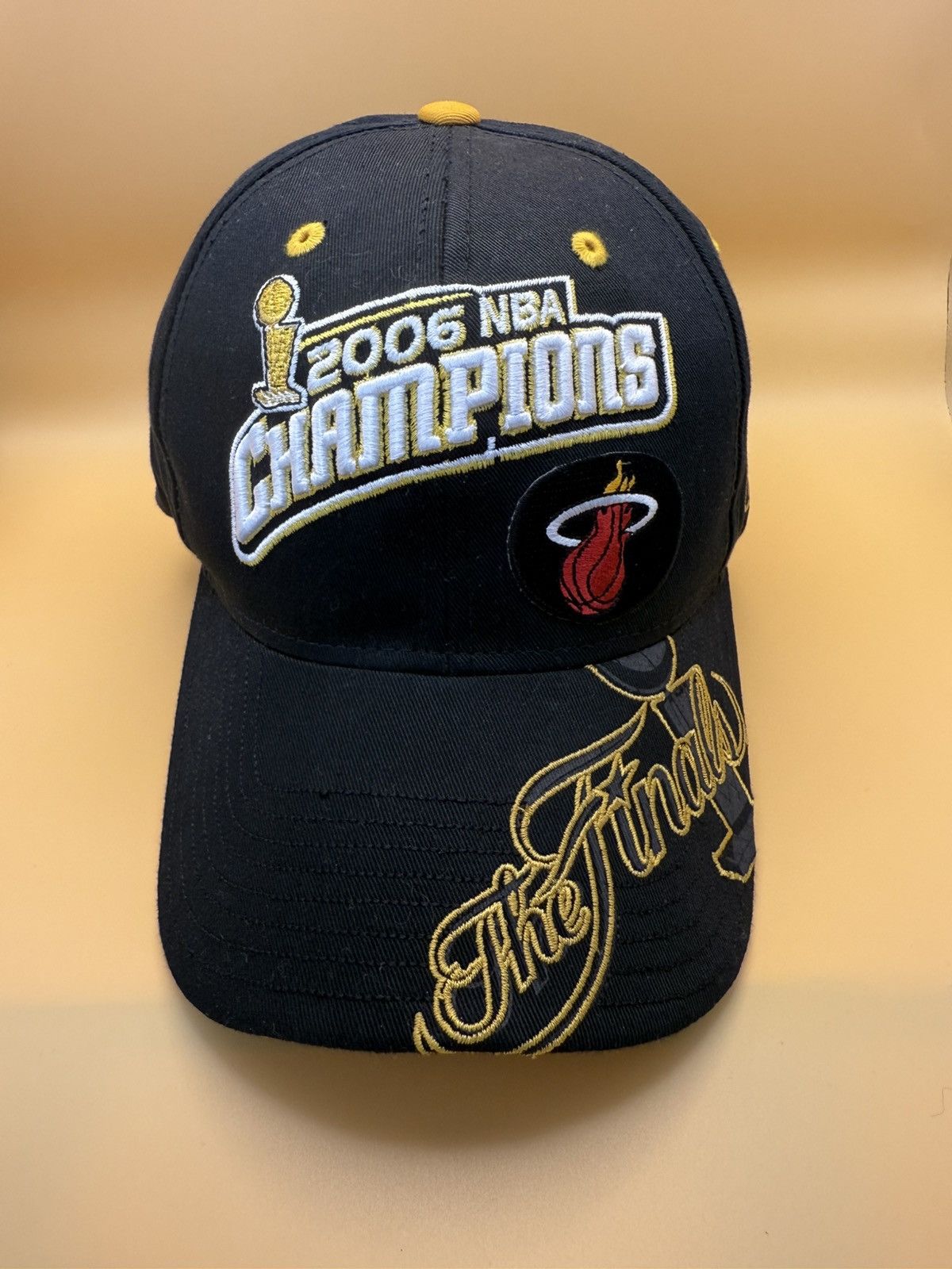 Reebok Reebok Miami Heat 2006 NBA Champions Hat – Adjustable Cap Size ONE SIZE - 1 Thumbnail