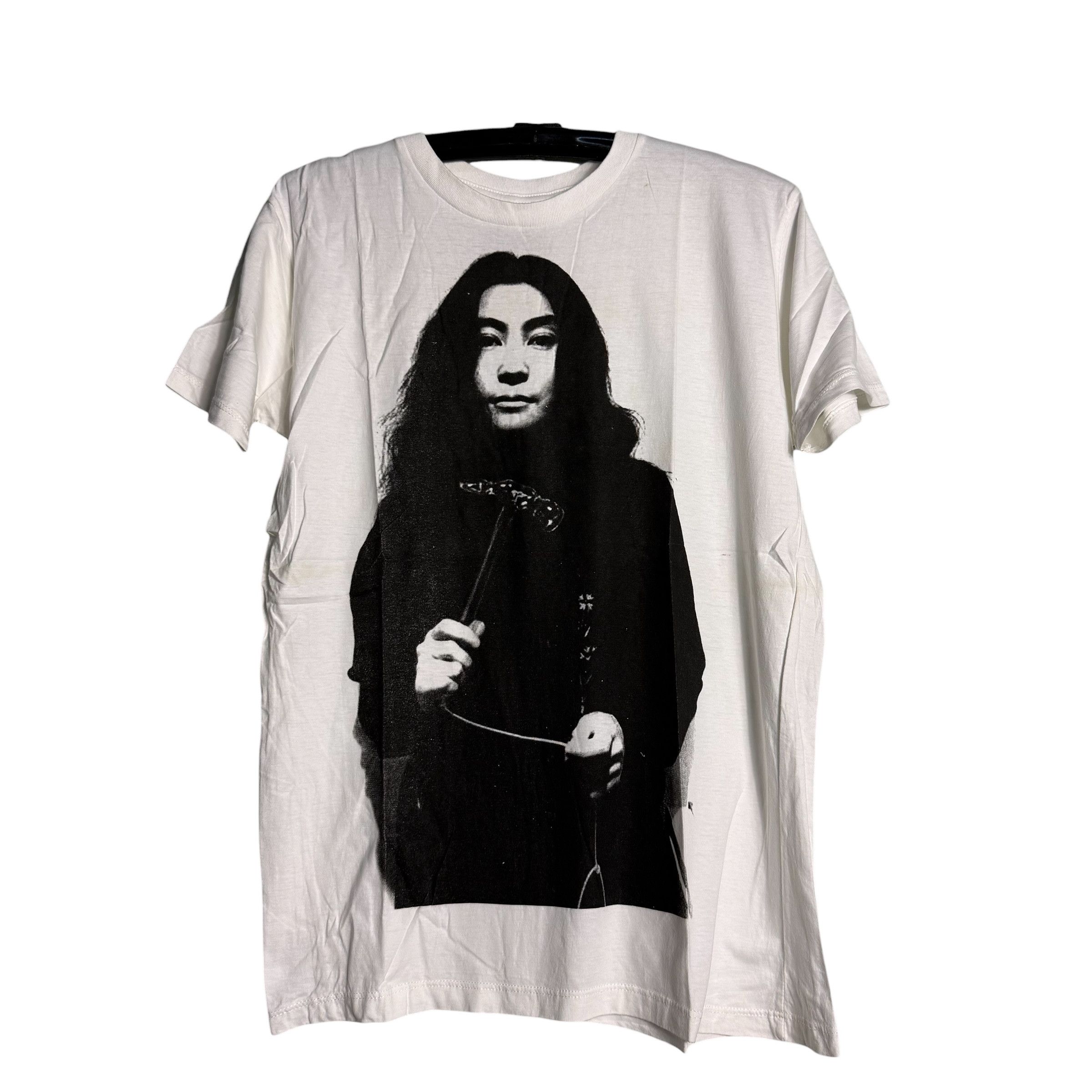 Band Tees 🔥RARE🔥Vintage Yoko Ono Big Print T-shirt Size US M / EU 48-50 / 2 - 1 Thumbnail