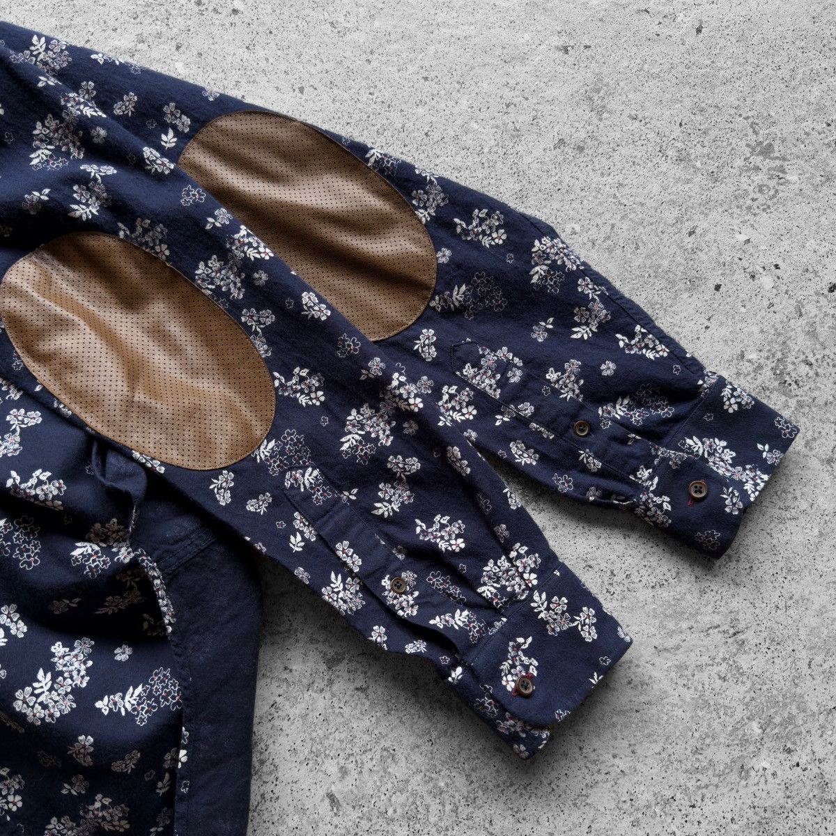 Zara Zara Man Slim Fit Blue Floral Printed Button Down Shirt Size US S / EU 44-46 / 1 - 5 Thumbnail