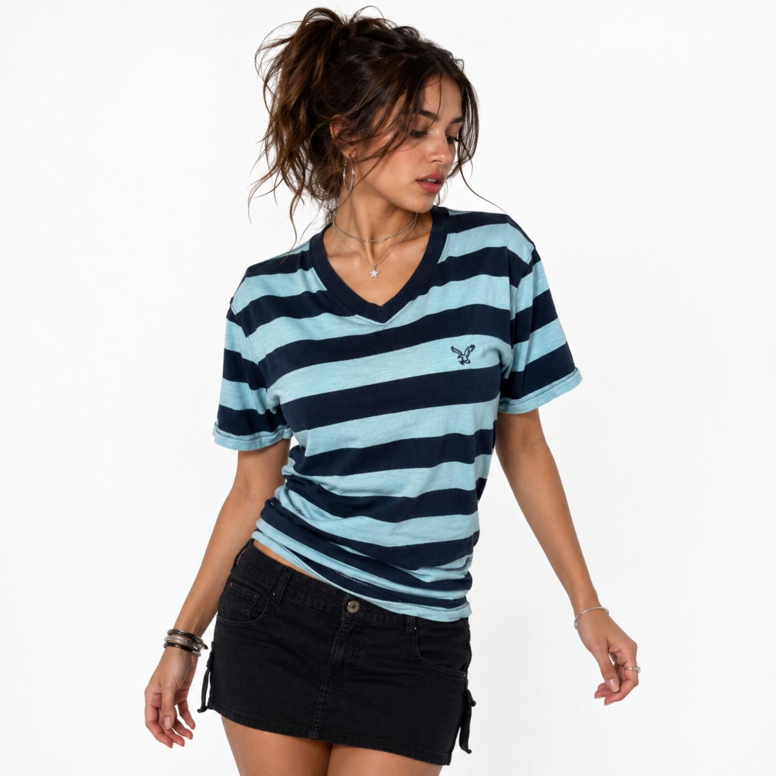 American Eagle Outfitters American Eagle Y2K Blue and Navy Striped V-Neck T-Shirt XS Size 32" / US 10 / IT 46 - 1 Thumbnail