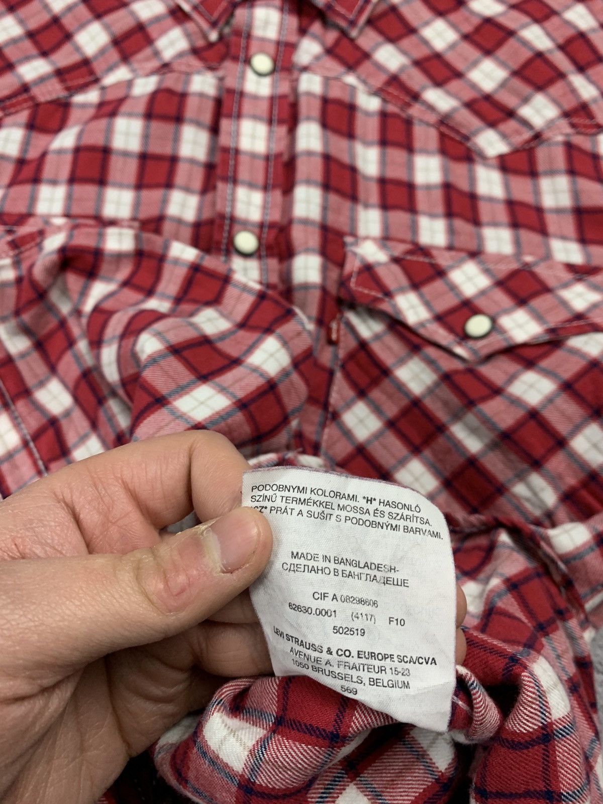 Levi's Levis Shirt Short Sleeve Mens Size XL Red Style Western 90’s Size US XL / EU 56 / 4 - 7 Thumbnail