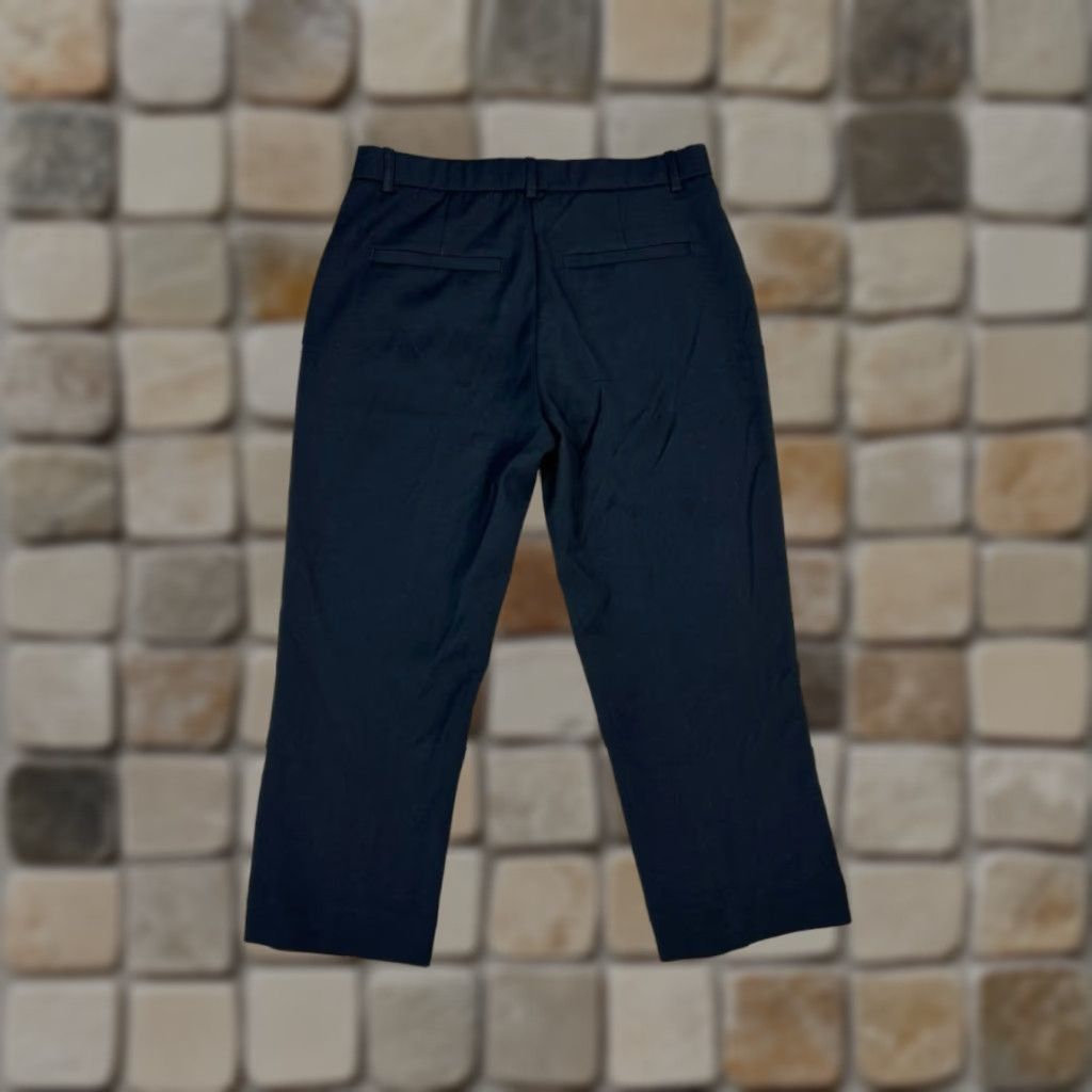 Abercrombie & Fitch Abercrombie & Fitch Pants Womens 26 Black Stretch Mid Rise Straight Leg Modern Classic Casual Travel Size 26" / US 2 / IT 38 - 1 Thumbnail