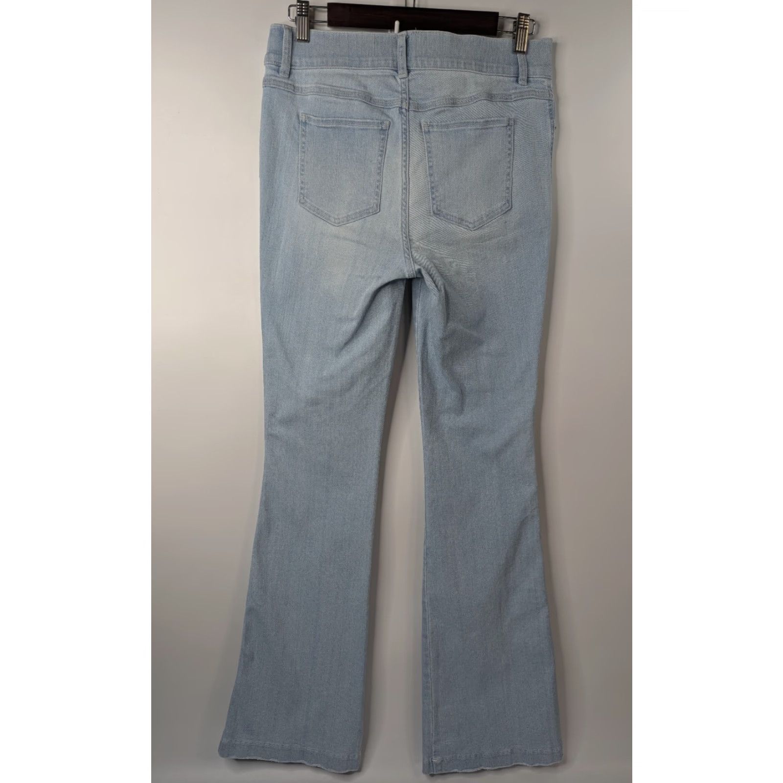 Spanx SPANX Jeans Flare Leg Light Wash Blue Denim Pull-On 20348R Size M Womens Stretch Comfort Regular Size 32" / US 10 / IT 46 - 5 Thumbnail