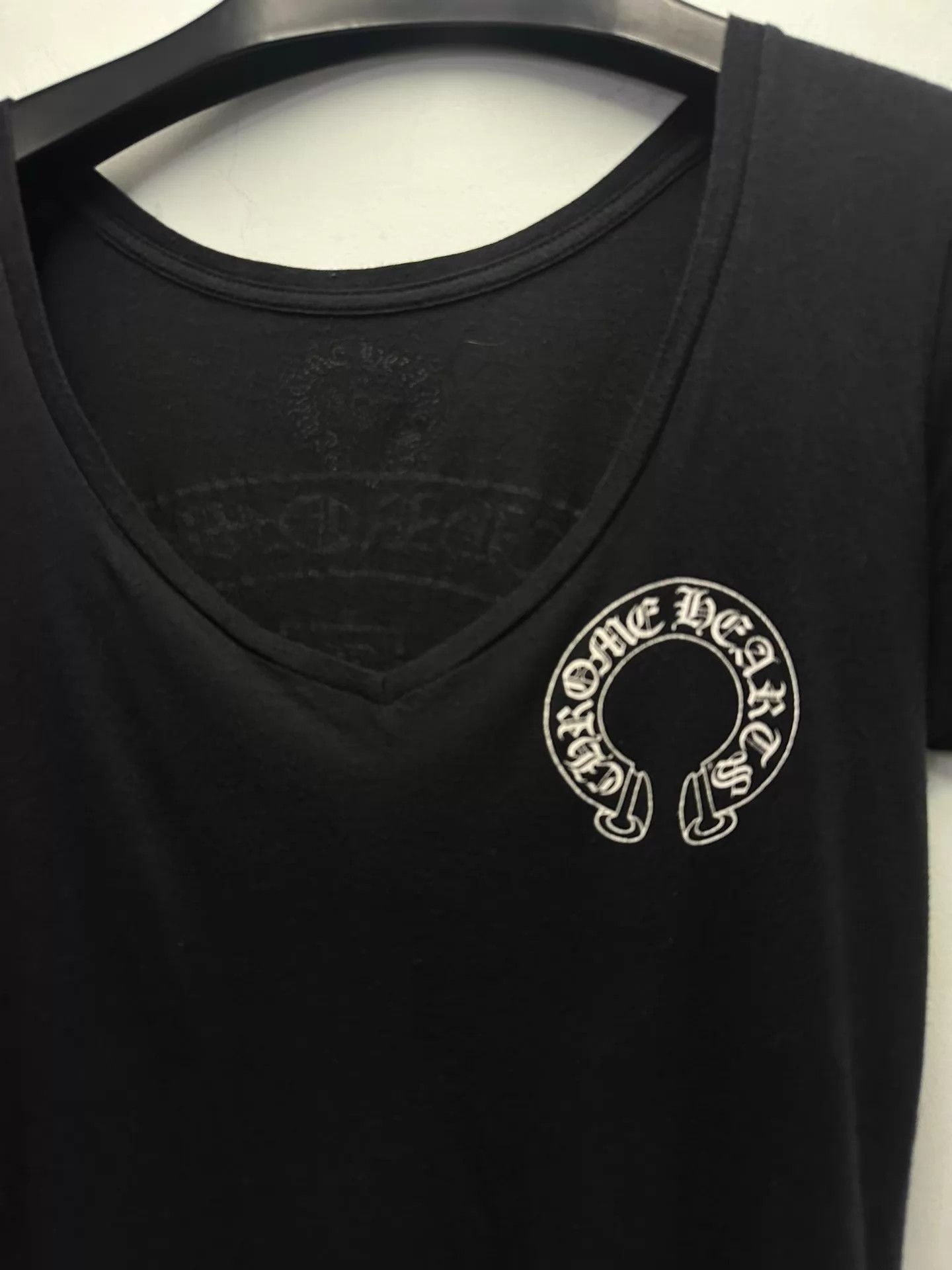 Chrome Hearts Chrome Hearts Deep V Horseshoe 3-Elem Sanskrit SS M Size US M / EU 48-50 / 2 - 2 Thumbnail