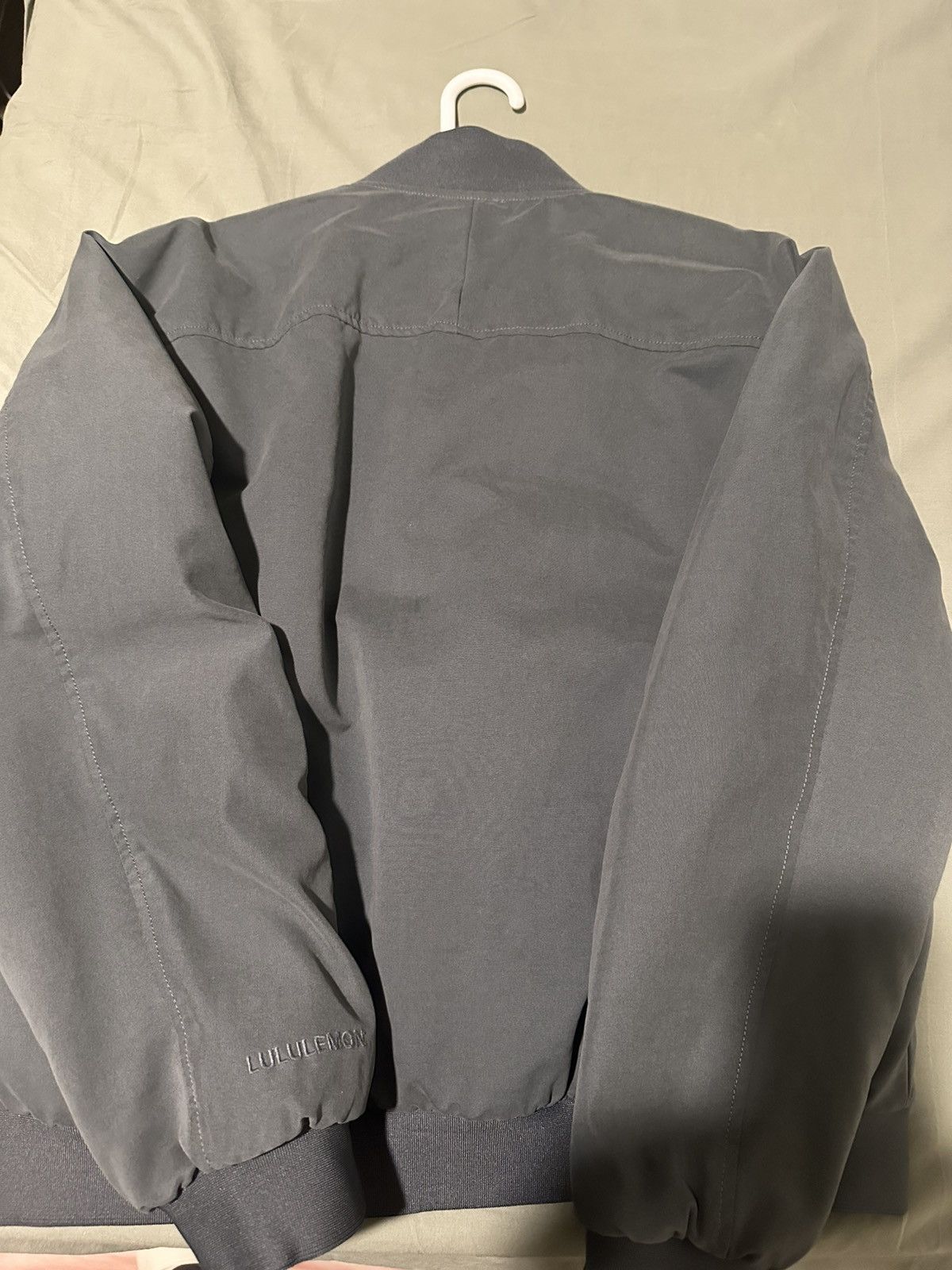 Lululemon Lululemon Reversible Insulated Bomber Jacket Size US M / EU 48-50 / 2 - 5 Thumbnail