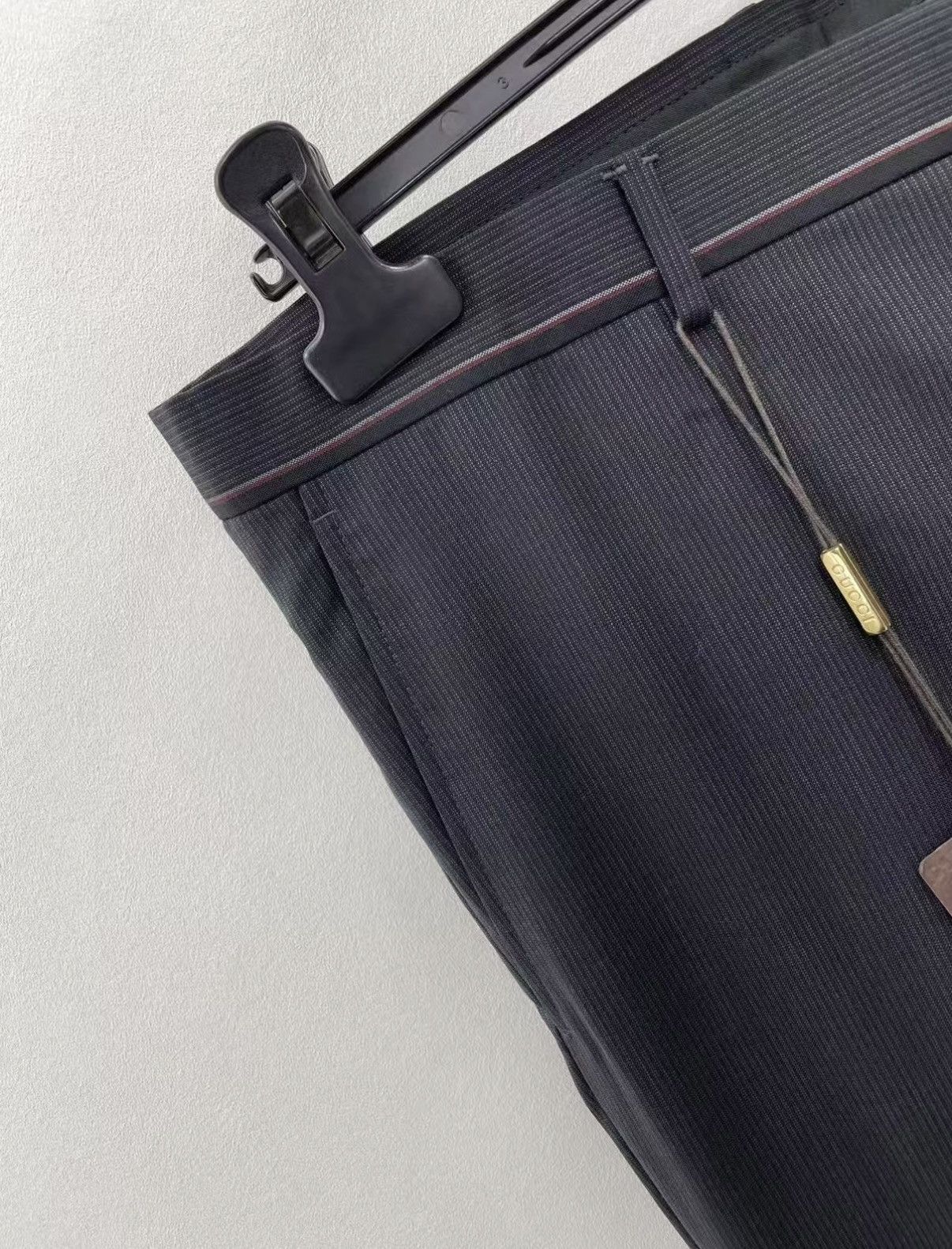 Gucci Gucci 100% Wool Casual Pants J30 Size US 36 / EU 52 - 3 Thumbnail