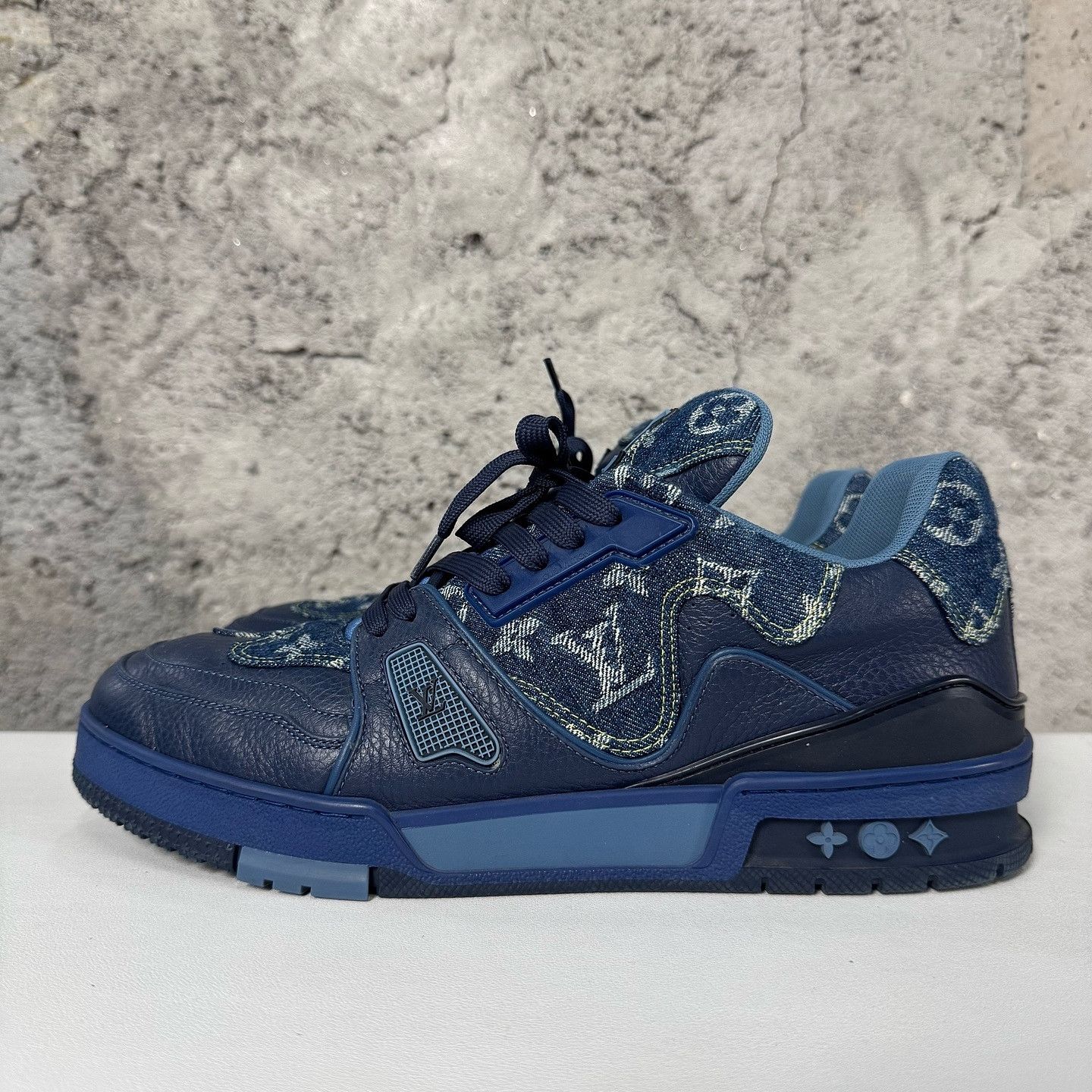 Louis Vuitton Louis Vuitton x Nigo Trainer Sneakers Blue Size 10 Size US 9 / EU 42 - 1 Thumbnail