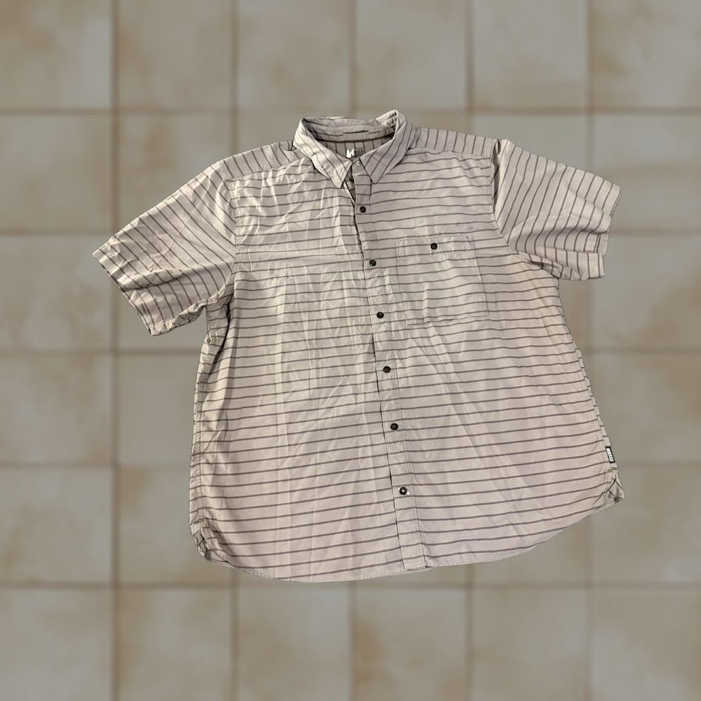 Vintage REI Co-op Shirt Mens XL Beige Stripe Short Sleeve Button Up Stretch Casual Size US XL / EU 56 / 4 - 1 Thumbnail
