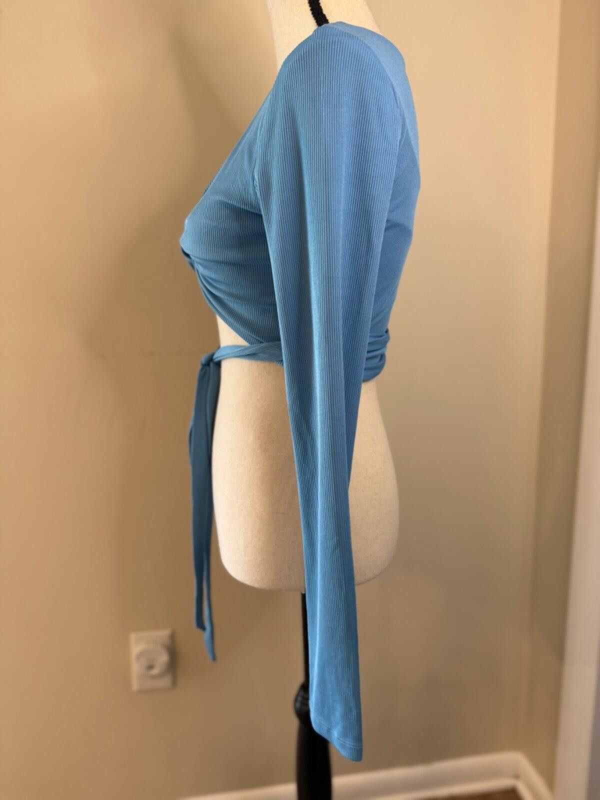 Other Princess Polly blue ribbed crop top wrap around strap SZ 6 Size M / US 6-8 / IT 42-44 - 3 Thumbnail