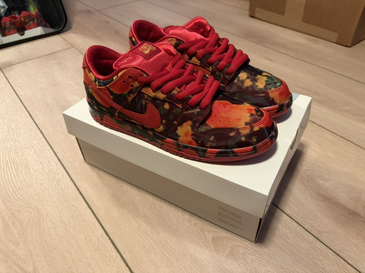 Nike Nike Dunk SB Wizard Of Oz Size US 9.5 / EU 42-43 - 1 Thumbnail