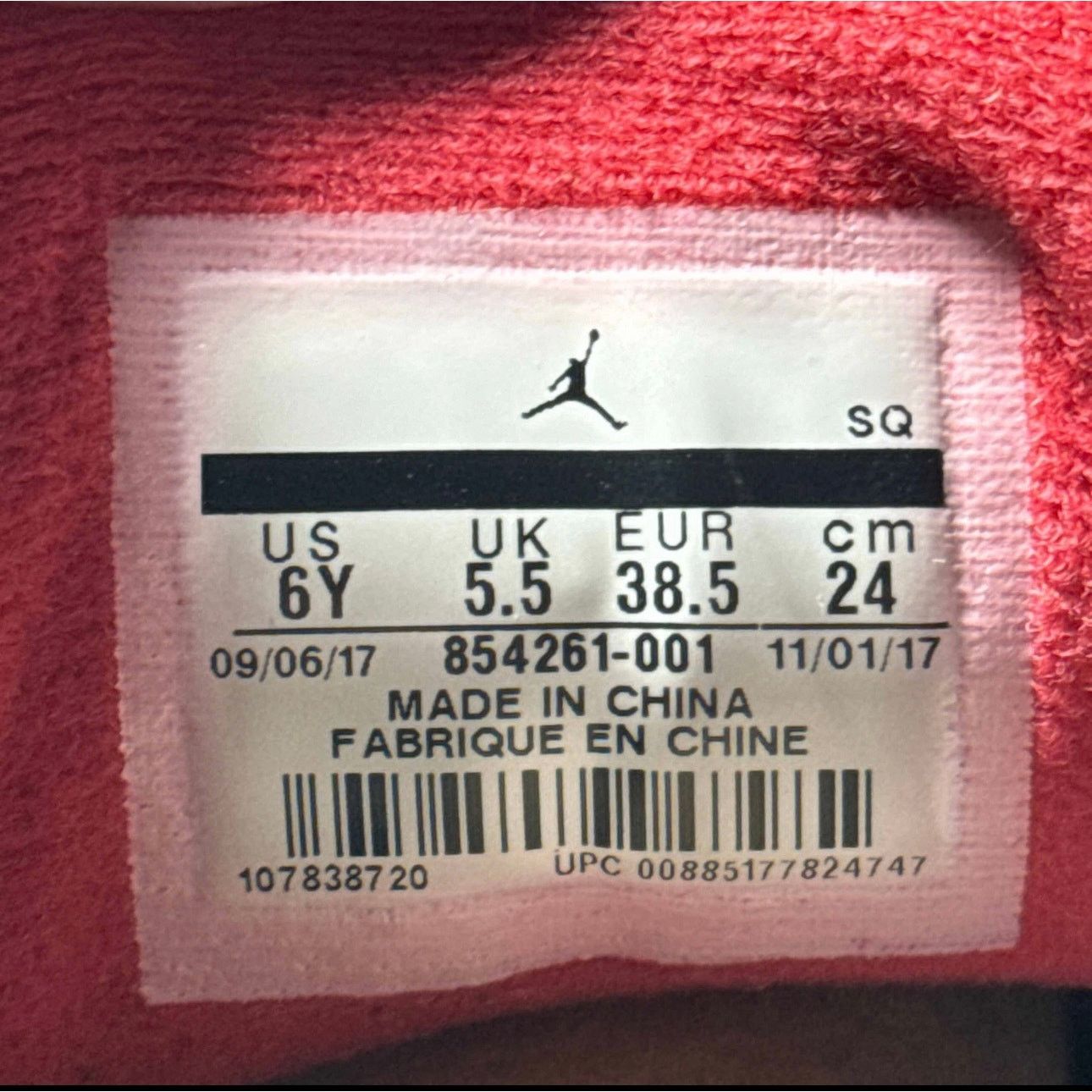 Jordan Brand × Nike Size 6 - Nike Air Jordan 3 Retro OG BG Black Cement 2018 Size US 6 / EU 39 - 7 Thumbnail