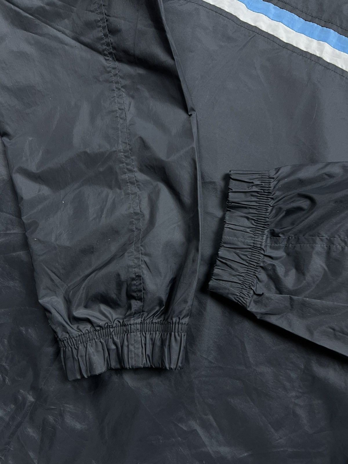Nike × Vintage 90s Nike Double Swoosh Vintage Y2K Nylon Retro Light Jacket Size US L / EU 52-54 / 3 - 11 Thumbnail