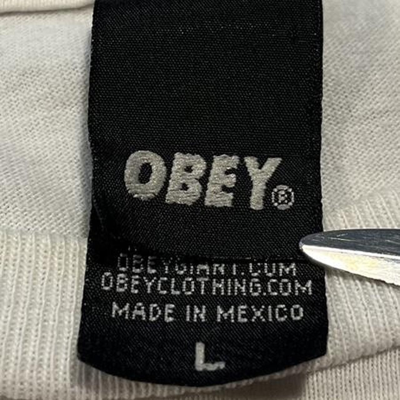 Obey × Vintage Vintage Y2K OBEY Skate Streetwear Essential Tshirt Size US L / EU 52-54 / 3 - 4 Thumbnail