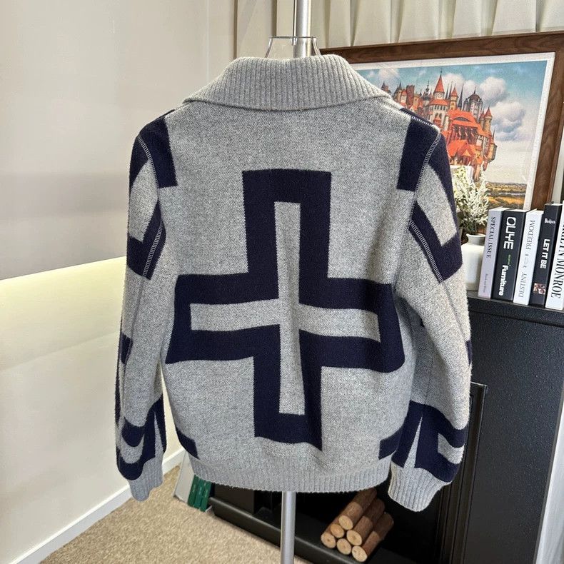 Louis Vuitton Louis Vuitton Autumn/Winter Cashmere Cropped Jacket Size US S / EU 44-46 / 1 - 5 Thumbnail