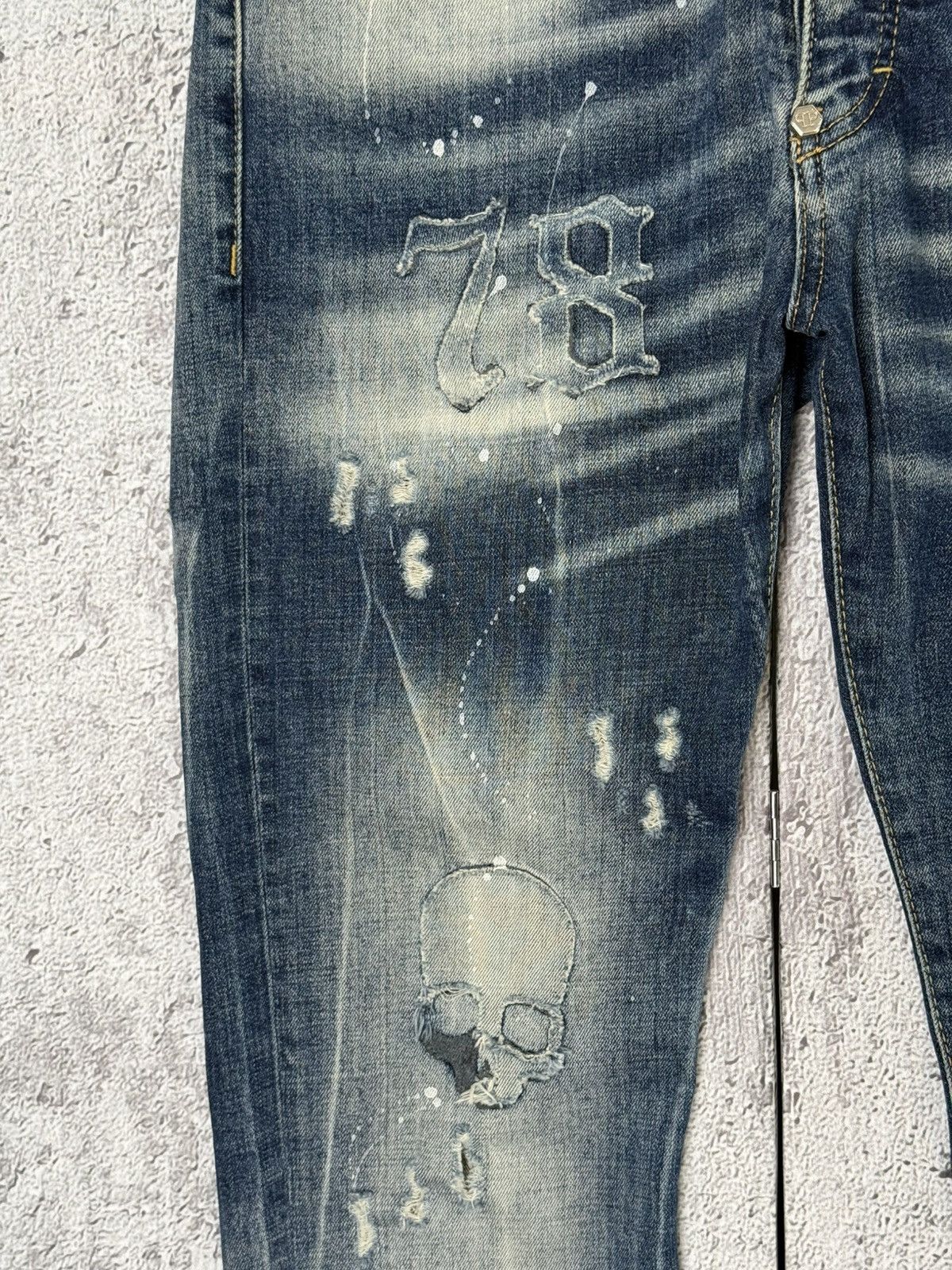 Philipp Plein Philipp Plein Jeans Skull Crossbones Distressed Denim Pants Size US 32 / EU 48 - 6 Thumbnail