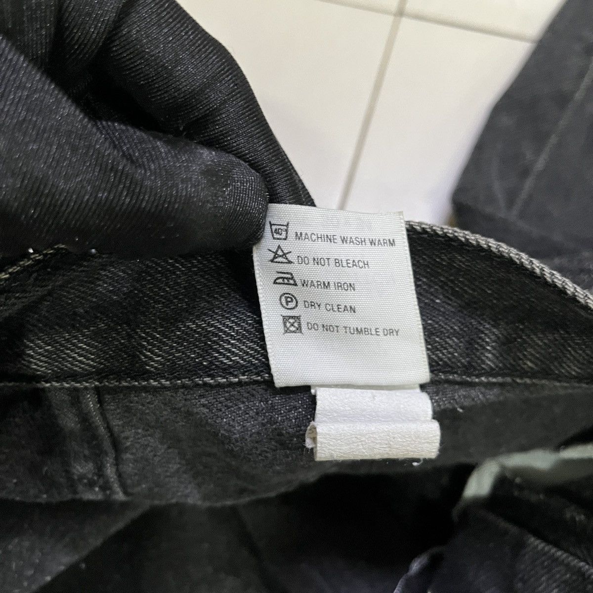 Emporio Armani Vintage Rare Armani Jeans Size US 30 / EU 46 - 10 Thumbnail