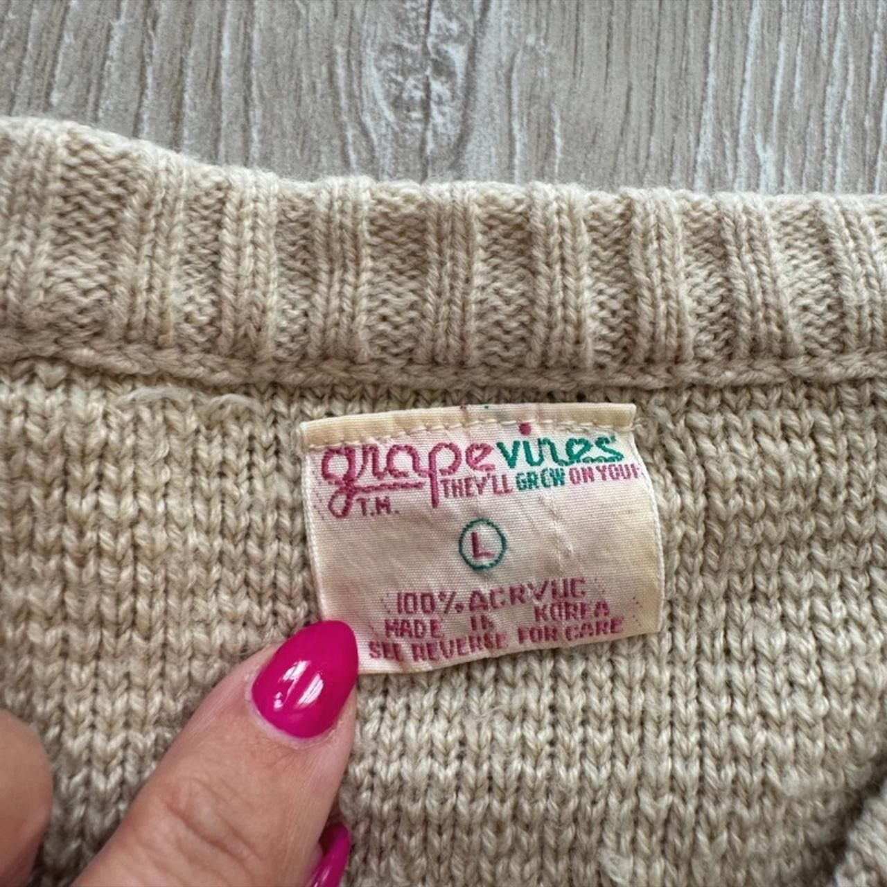 Vintage Vintage Women's Grapevines Sweater Women's Size L V-Neck Size L / US 10 / IT 46 - 2 Thumbnail