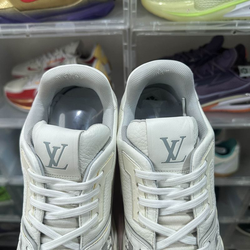 Louis Vuitton Louis Vuitton Trainer Low Top Fashion Sneakers - Size US 8 / EU 41 - 7 Thumbnail
