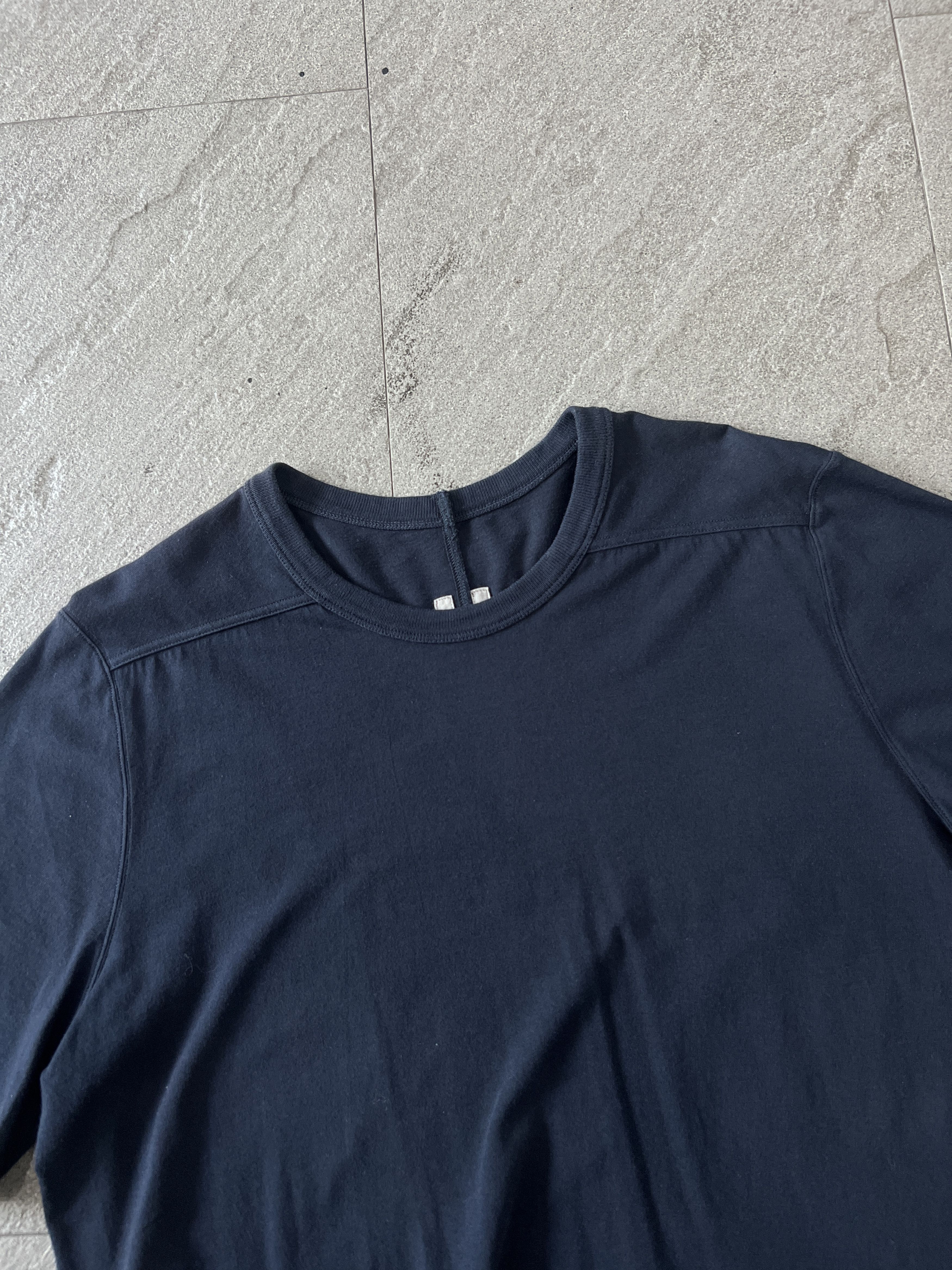 Rick Owens Rick Owens Lapis Blue Level Tee M Size US M / EU 48-50 / 2 - 2 Thumbnail