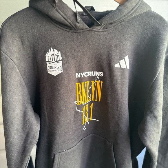 Adidas NWT ADIDAS x NYC RUNS BROOKLYN HALF MARATHON BLACK HOODIES S Size US L / EU 52-54 / 3 - 4 Thumbnail