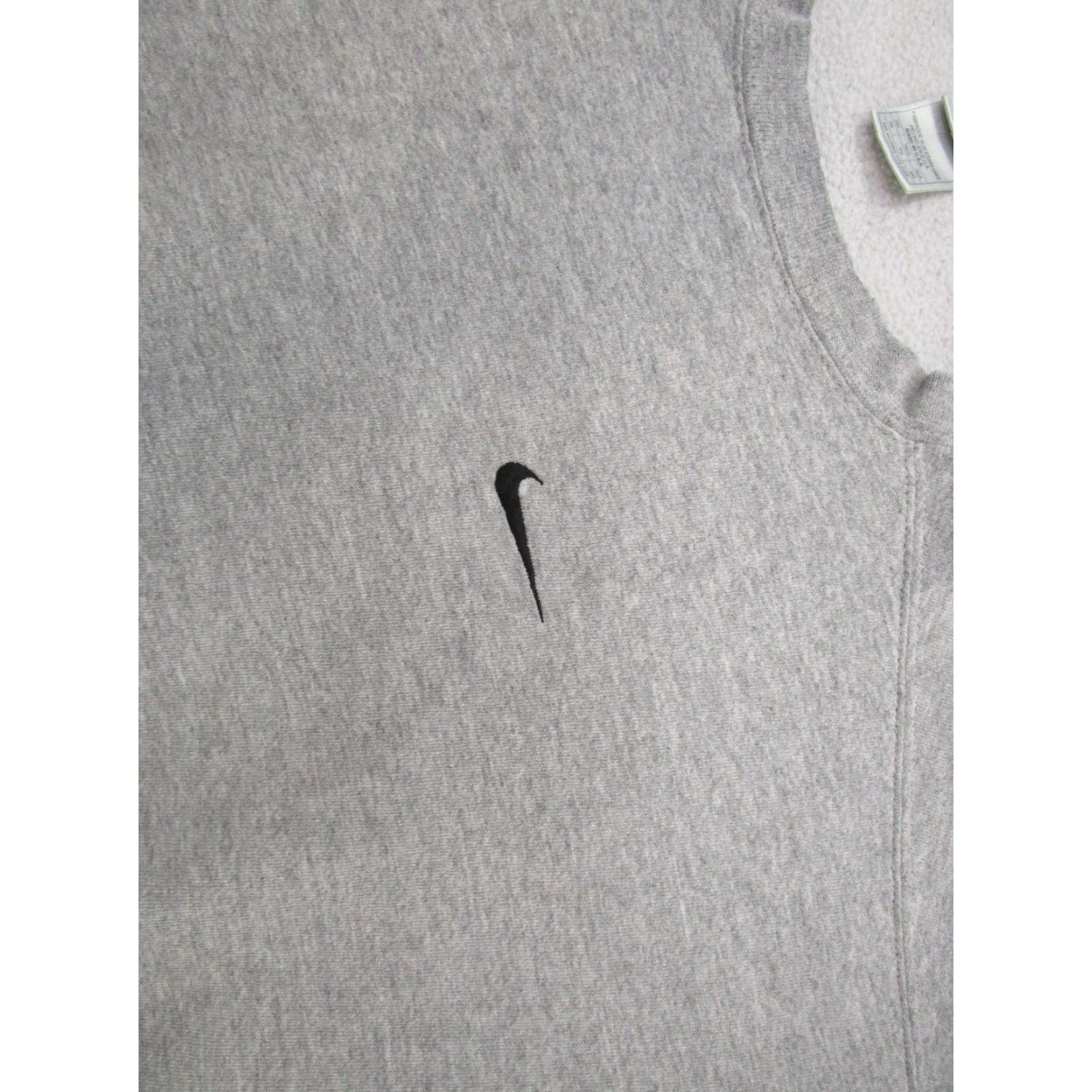 Nike VINTAGE Nike White Tag Embroidered Swoosh Gray Sweatshirt 2XL USA Made Men Pullover Hoodie Embroidered Sweatshirt Gray USA Mens 2XL Size US XXL / EU 58 / 5 - 2 Thumbnail