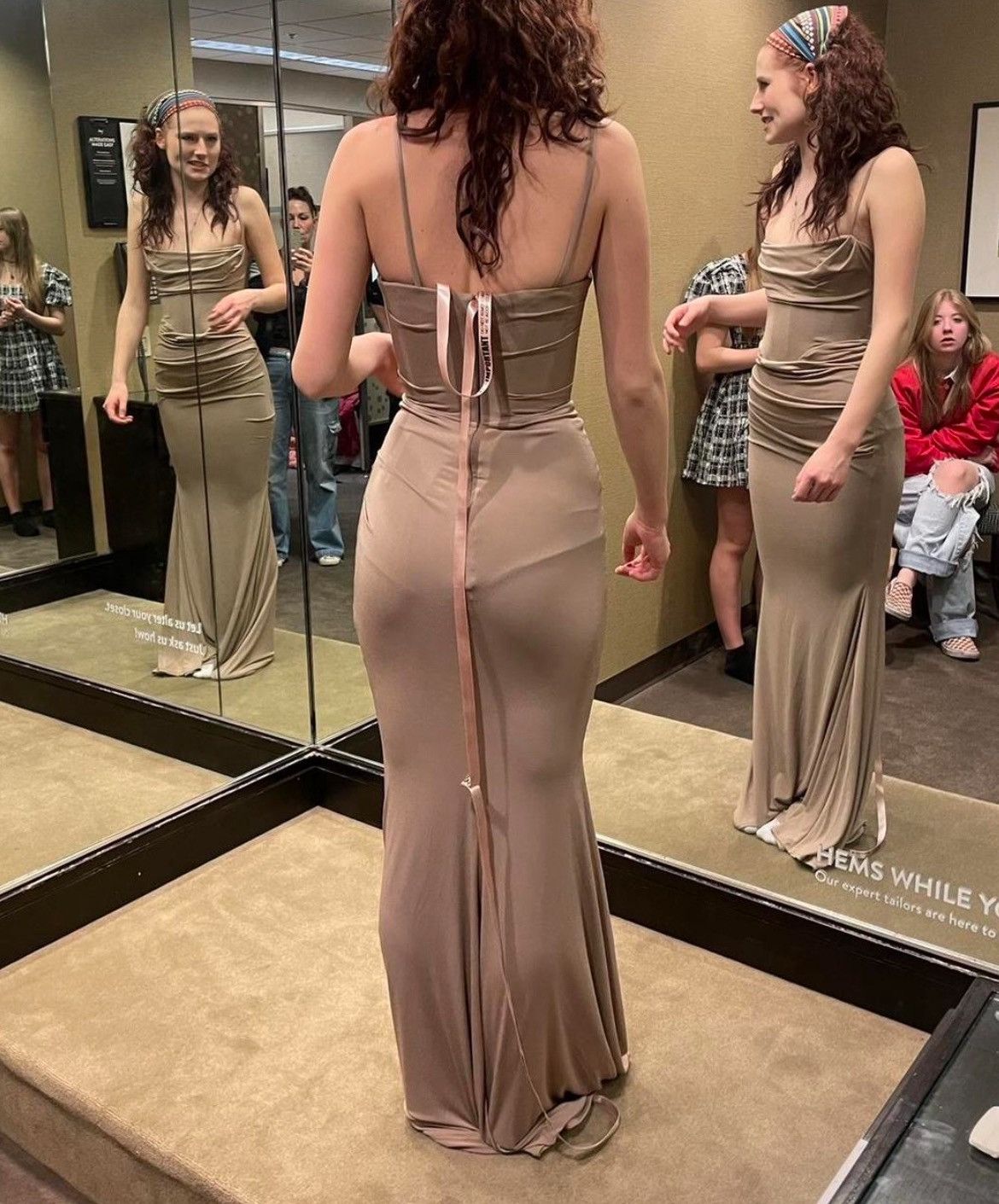 House of CB Tan House of CB Dress Size XS / US 0-2 / IT 36-38 - 3 Thumbnail