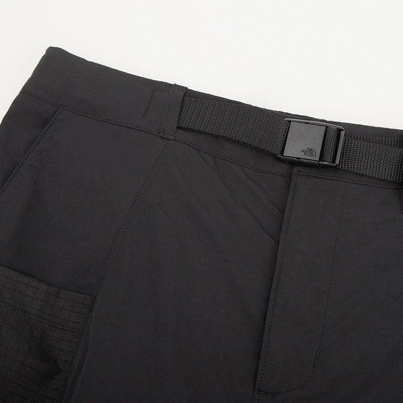 The North Face Urban Exploration FABRIC MIX POCKET UNISEX SHORTS Size US 32 / EU 48 - 12 Thumbnail