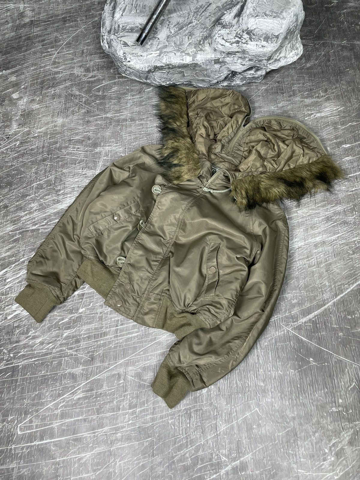 Hysteric Glamour Vintage Y2K Fur Zip Hood Bomber IfSixWasNine Lgb Style Size US S / EU 44-46 / 1 - 1 Thumbnail