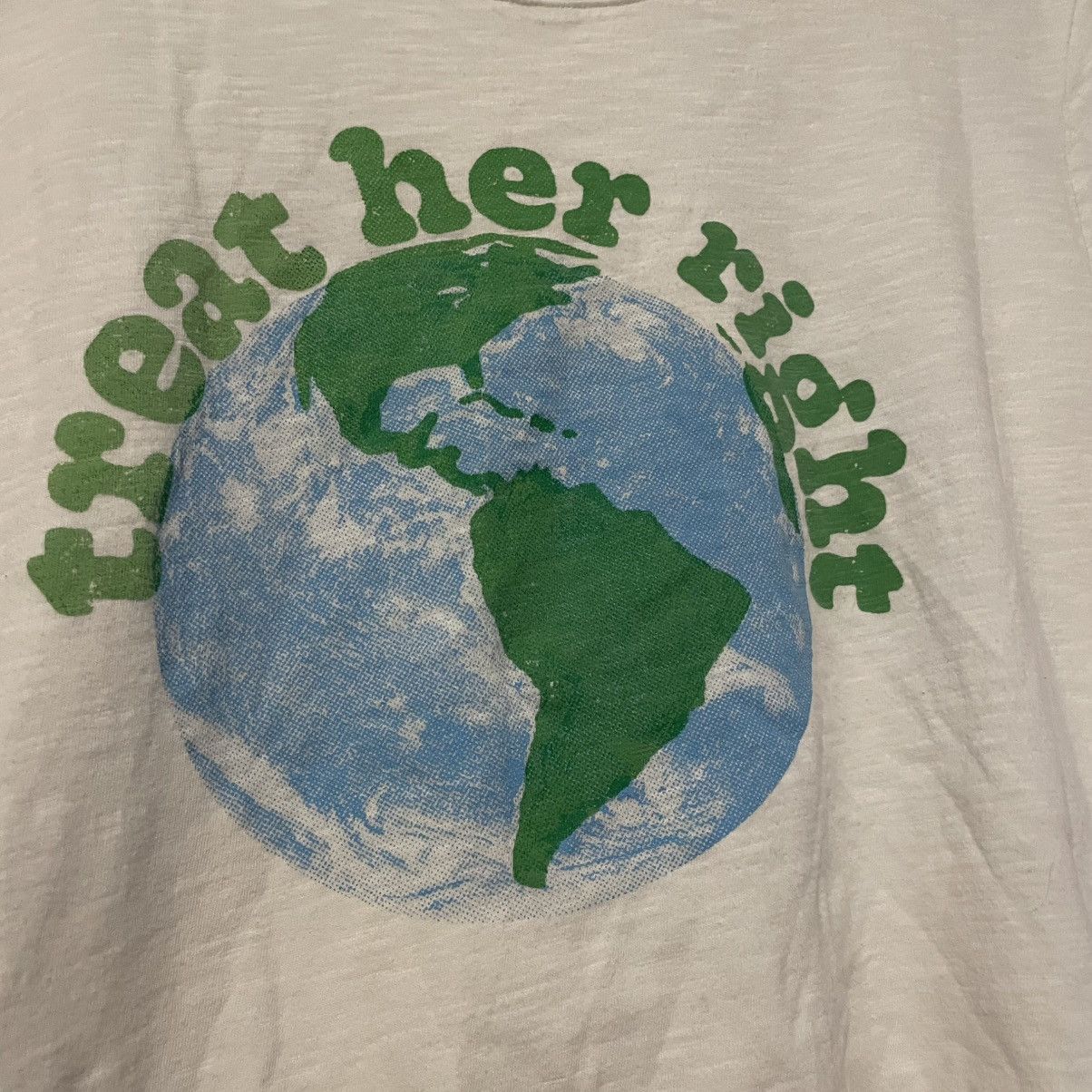 Old Navy Old Navy Treat Her Right White Short Sleeve Earth Day Tee Size XL / US 12-14 / IT 48-50 - 2 Thumbnail