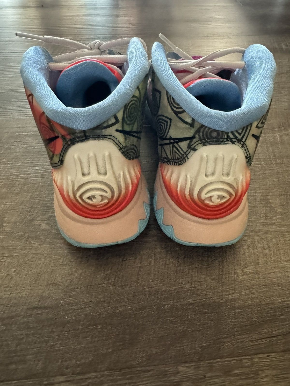 Nike Nike Kyrie 6 Preheat “Heal the World” sz 8.5 Men’s Size US 8.5 / EU 41-42 - 6 Thumbnail