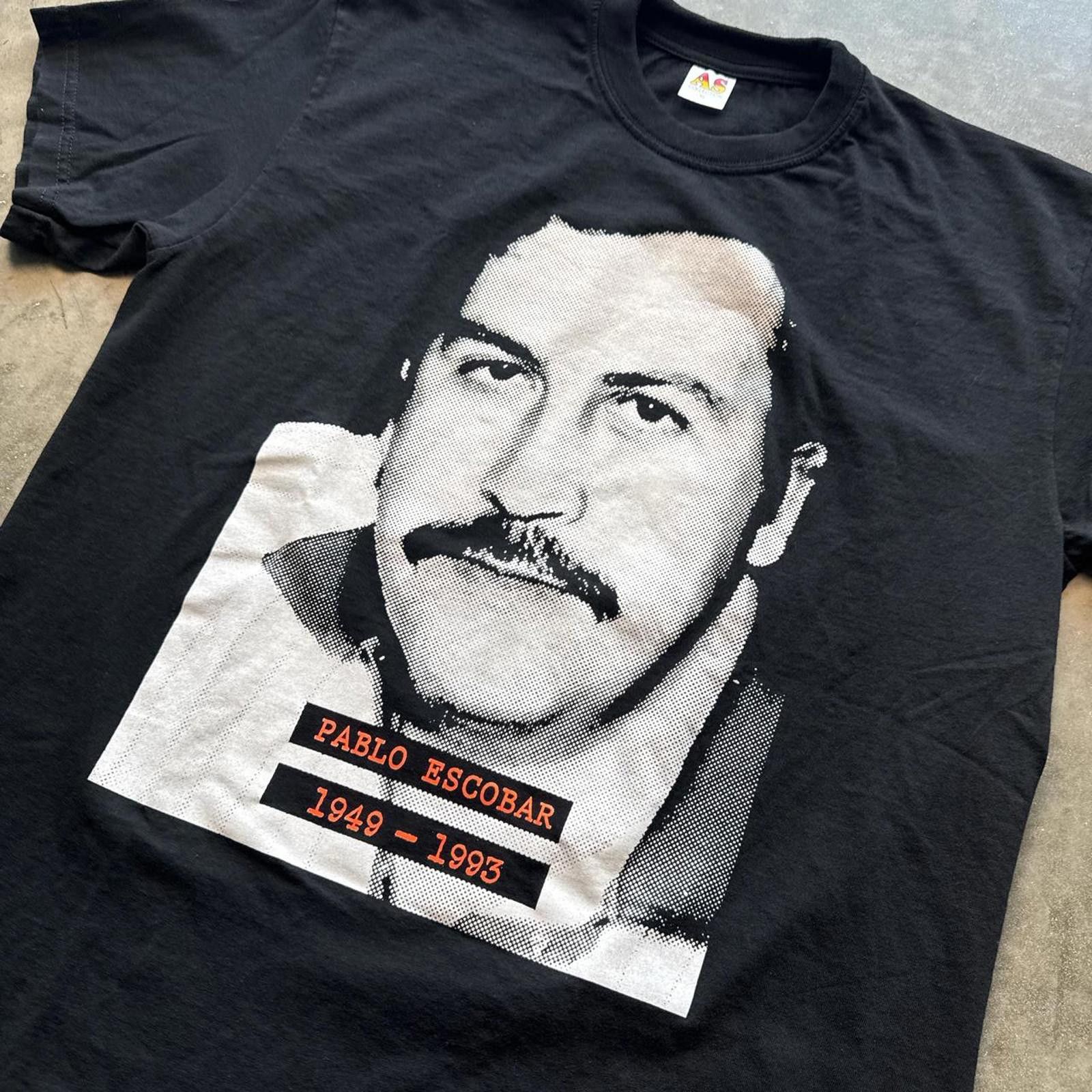 Other Pablo Escobar Ganster Graphic T-Shirt Double Sleeve Size US XL / EU 56 / 4 - 3 Thumbnail
