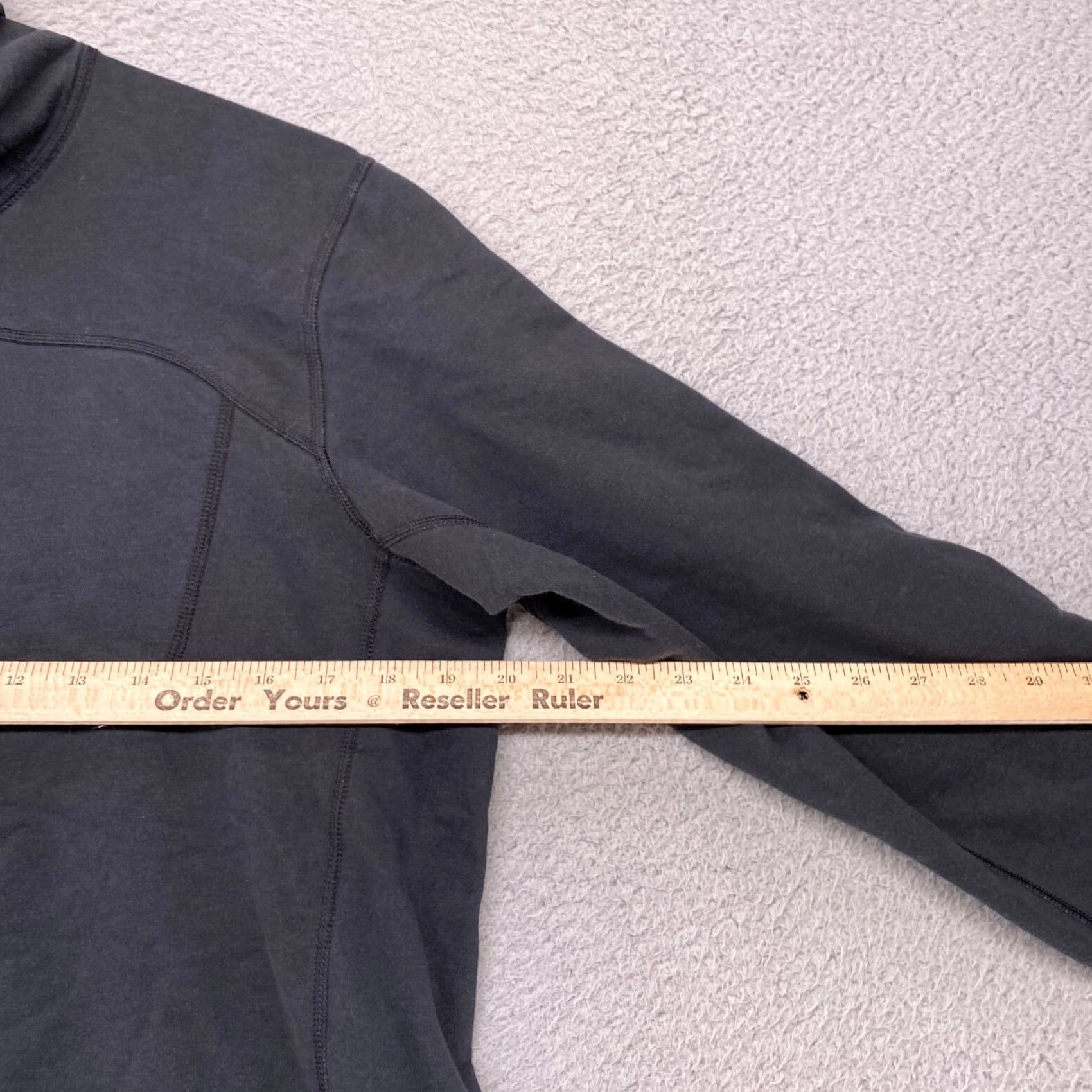 Mountain Hardwear Mountain Hardwear Shirt Mens M Pullover 1/4 Zip Black Outdoor Hiking Breathable Logo Casual Sportswear Size US M / EU 48-50 / 2 - 7 Thumbnail