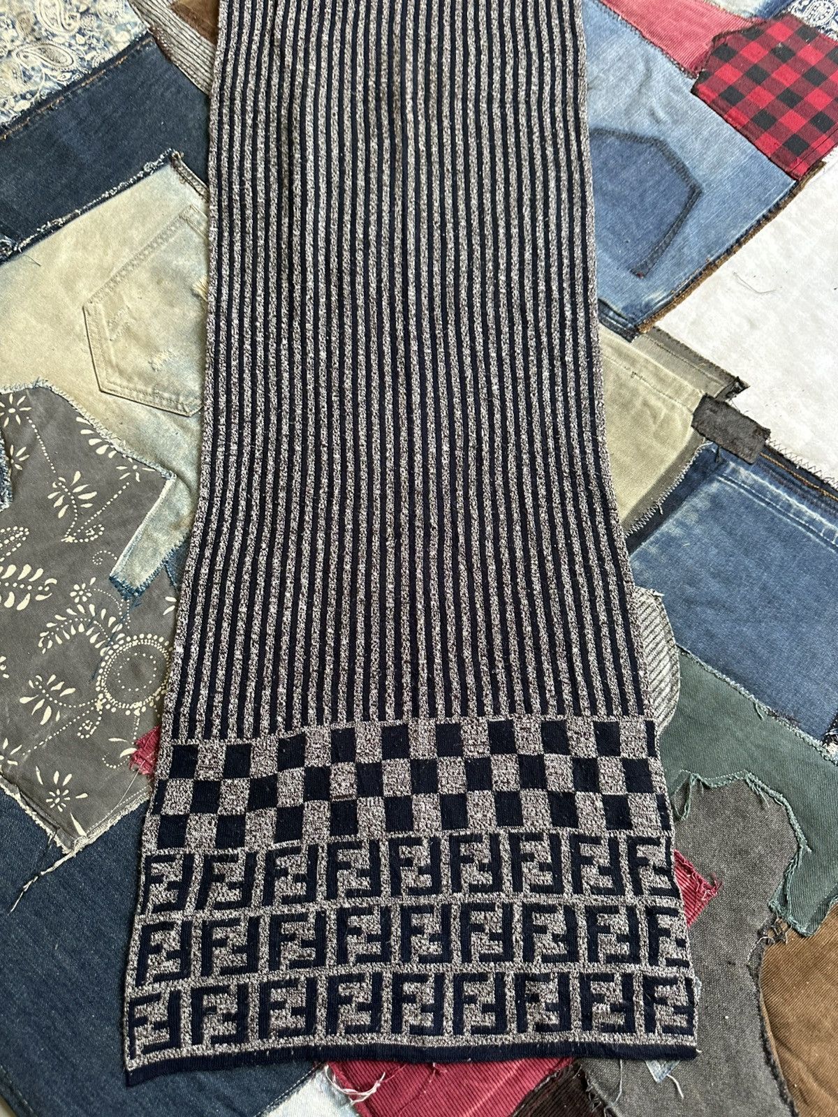 Vintage Vintage Fendi Scarf Unisex Size ONE SIZE - 5 Thumbnail