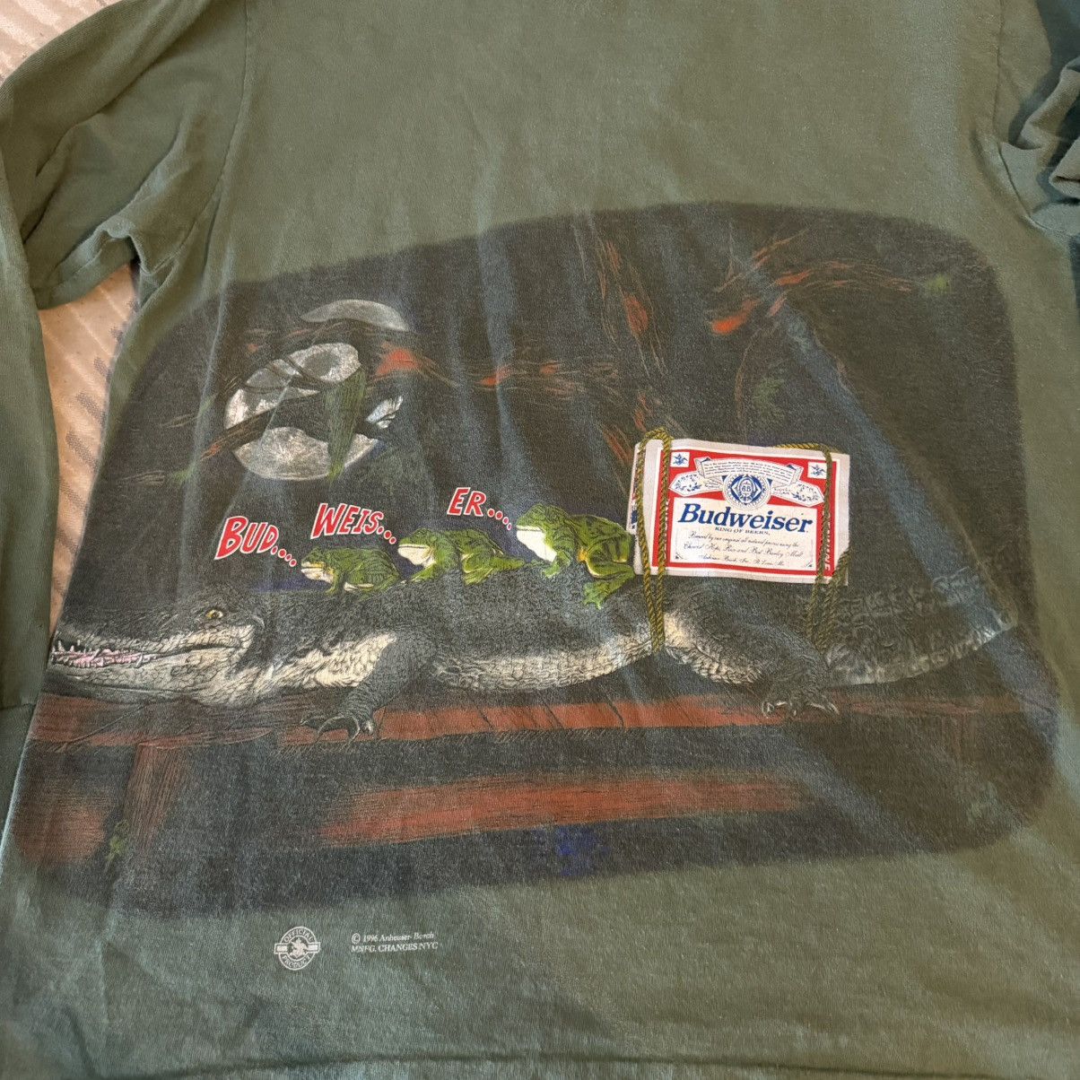 Budweiser Vintage Budweiser 1996 Frog Alligator Long Sleeve T shirt Size US XL / EU 56 / 4 - 3 Thumbnail