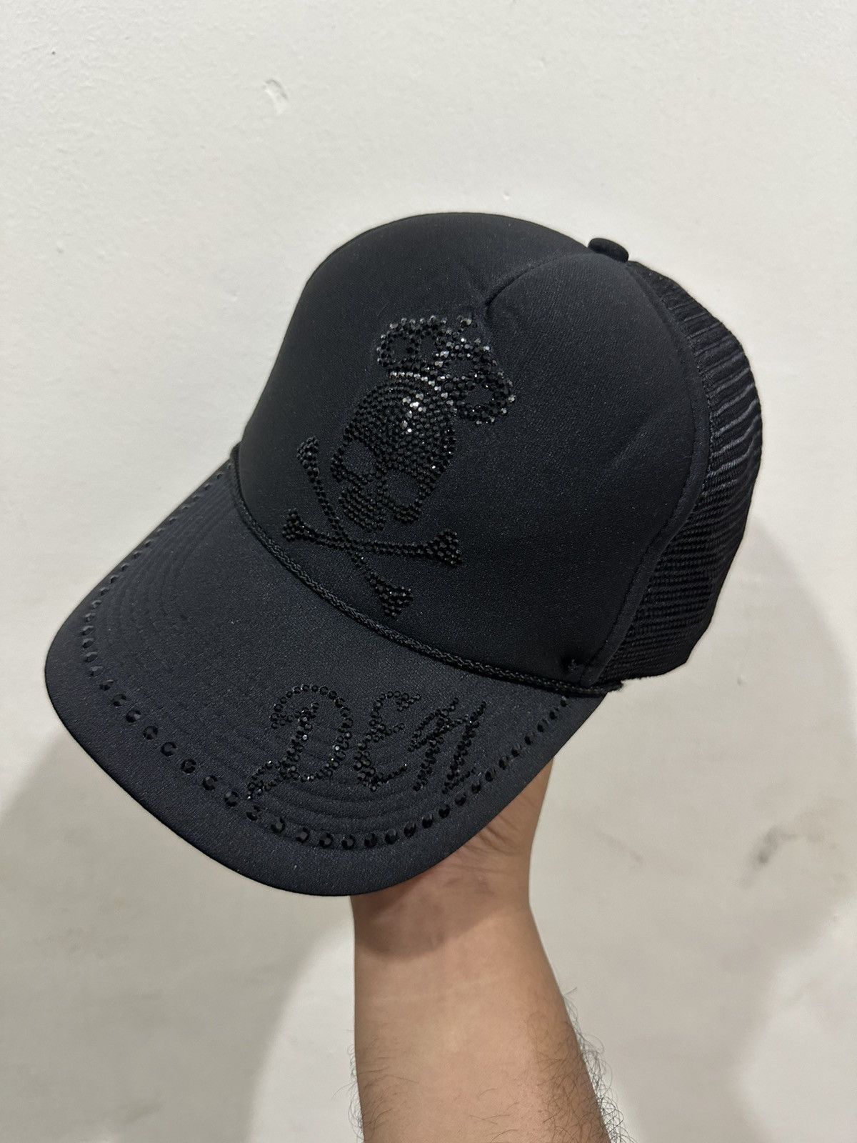 Japanese Brand VTG Skull RhinestoneTrucker Hat Size ONE SIZE - 1 Thumbnail