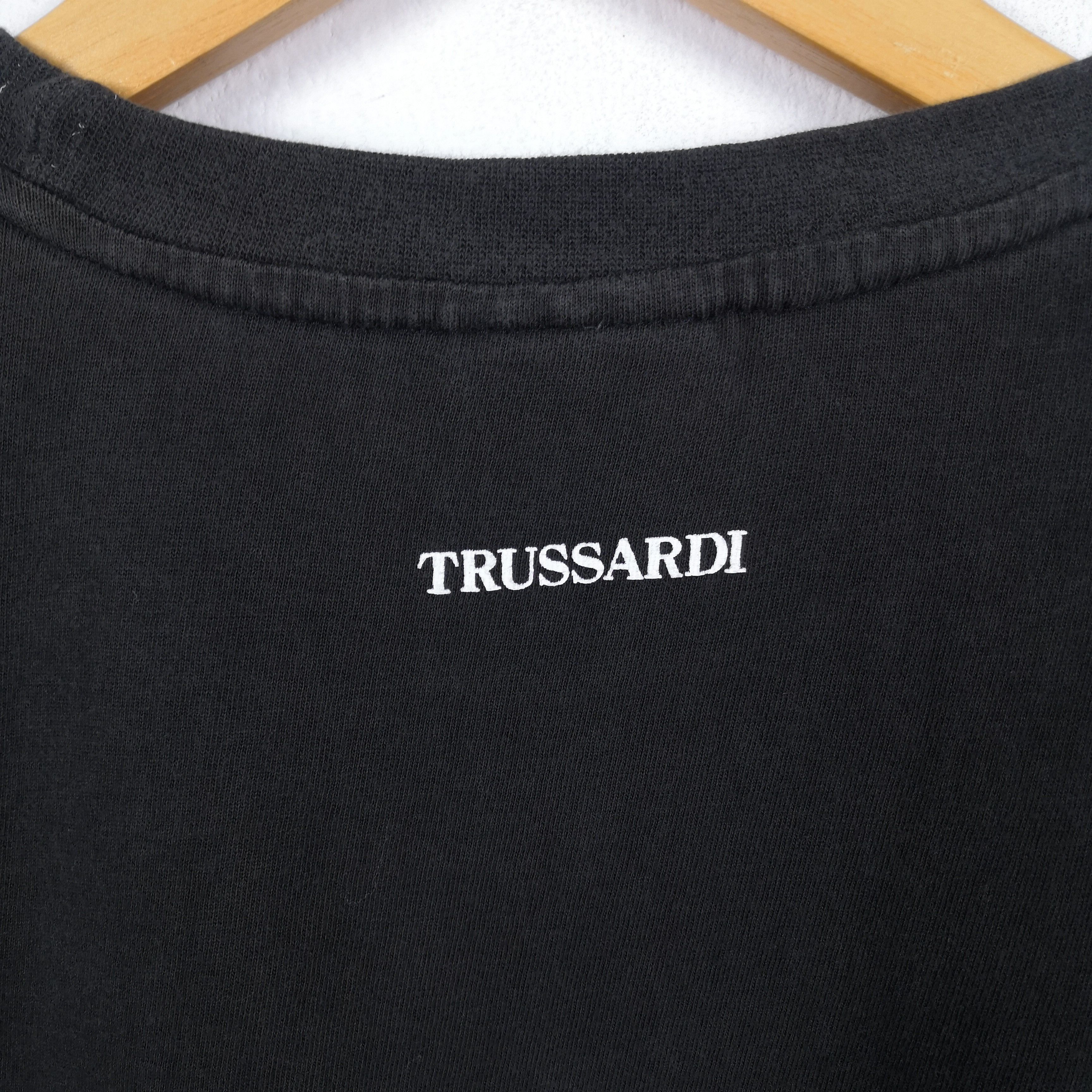 Trussardi Vintage 90s Trussardi T-Shirt Big Spell Out Crewneck Tees Size US L / EU 52-54 / 3 - 6 Thumbnail
