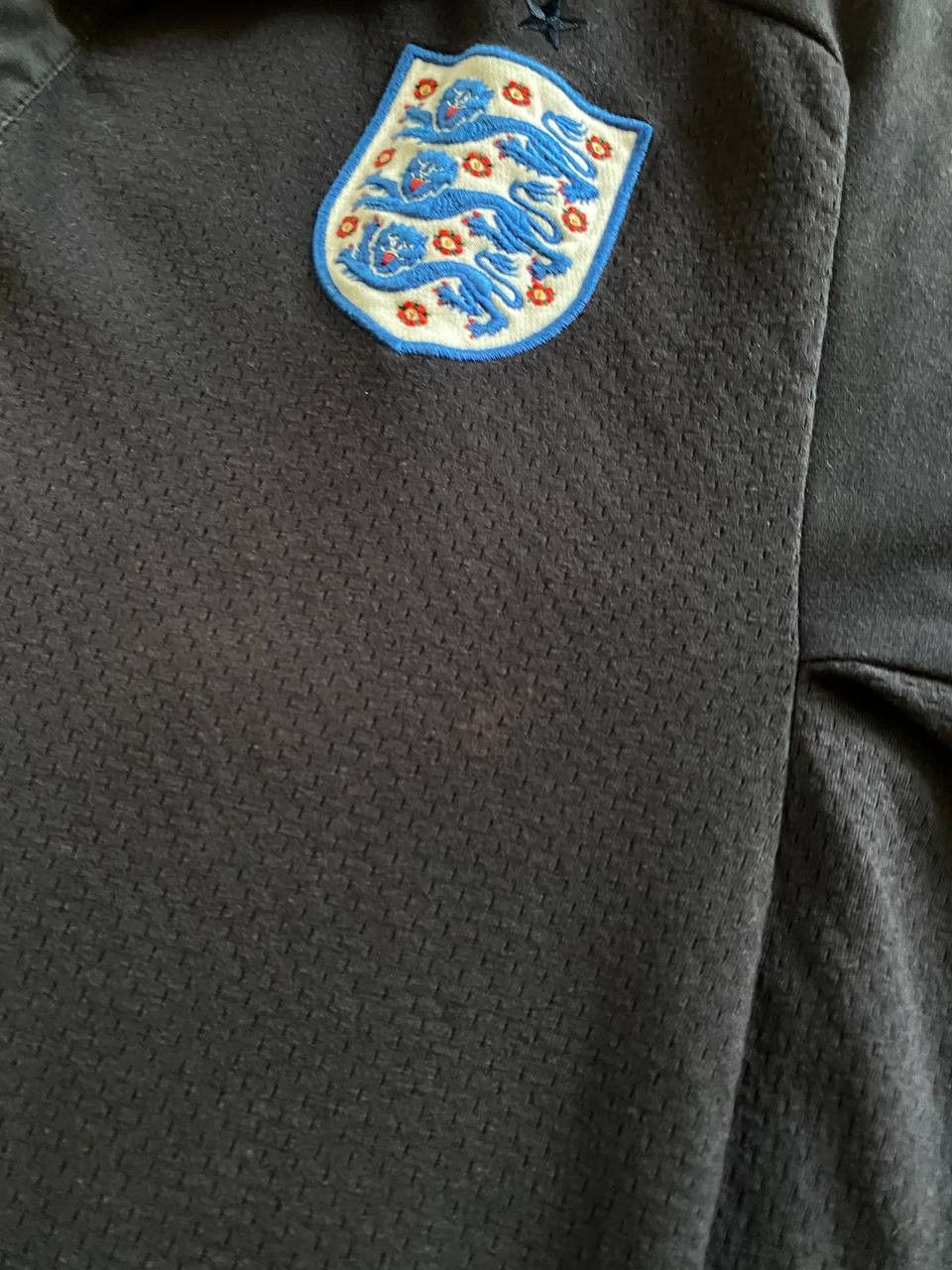 Umbro × Vintage Vintage 90s Umbro England Soccer team Polo tee Football Size US M / EU 48-50 / 2 - 2 Thumbnail