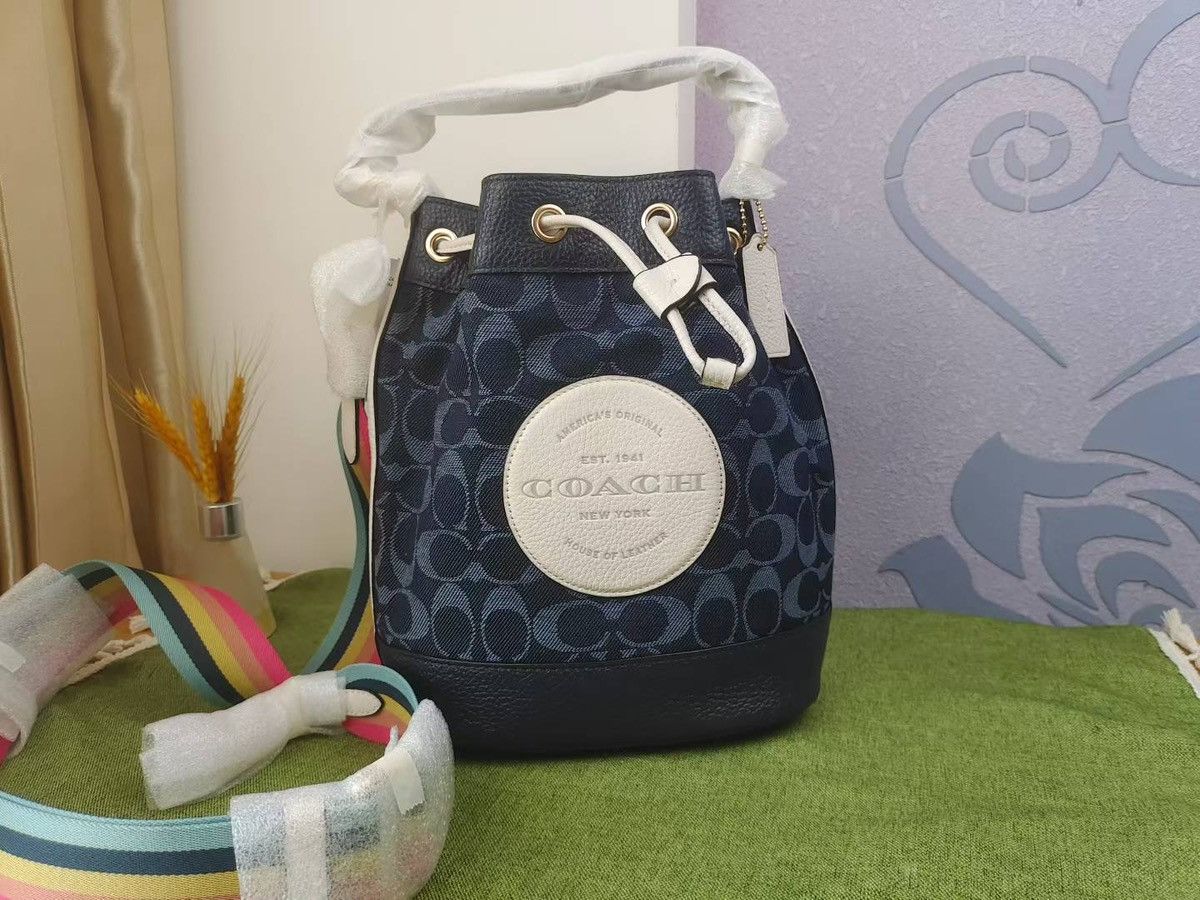 Coach Dempsey Drawstring Bucket Bag In Signature Denim c4101