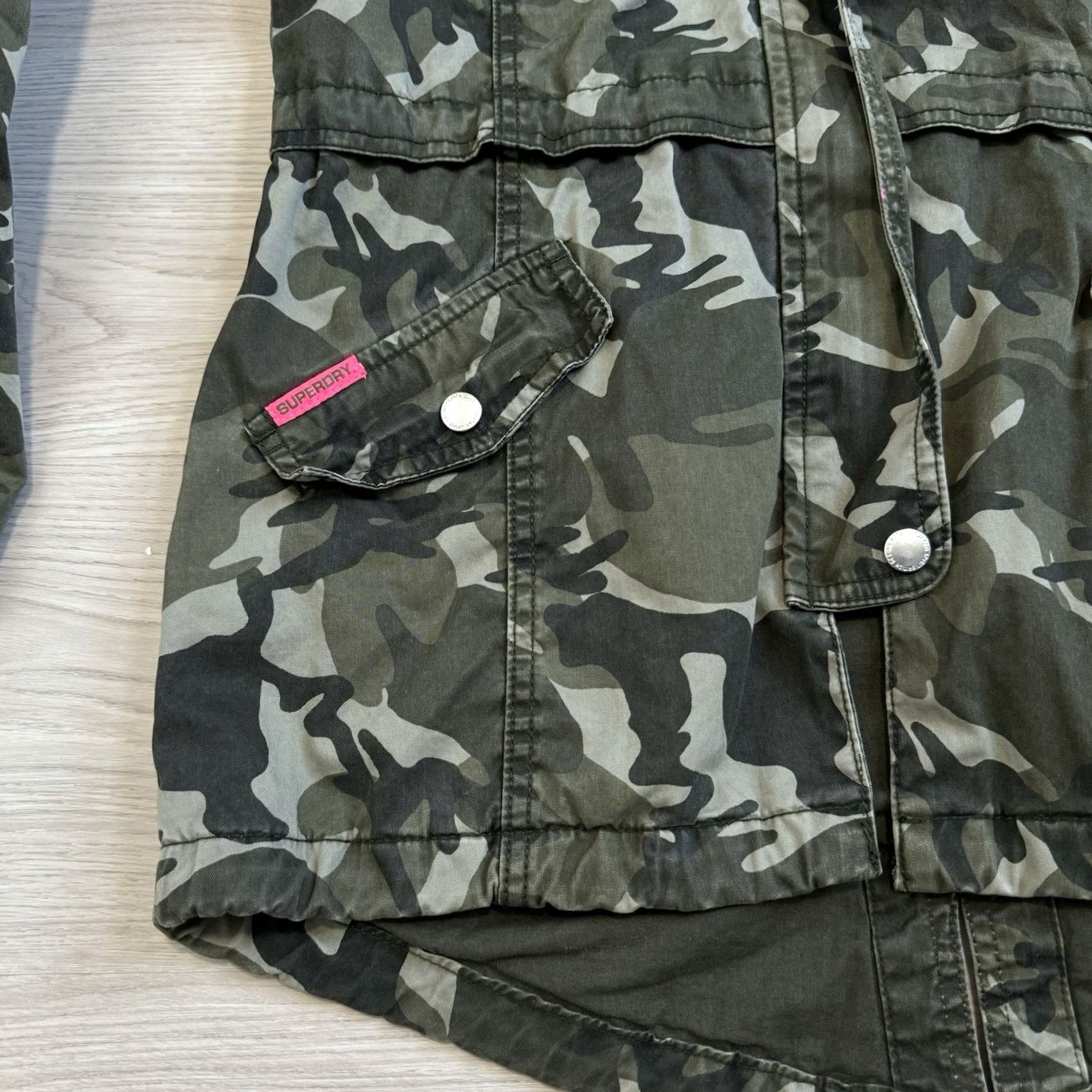Superdry SUPERDRY Parka Jacket Women’s XS Hooded Camouflage Military Rookie Long Sleeve Zip Coat Regular Fit Century/90s Style Size XS / US 0-2 / IT 36-38 - 2 Thumbnail