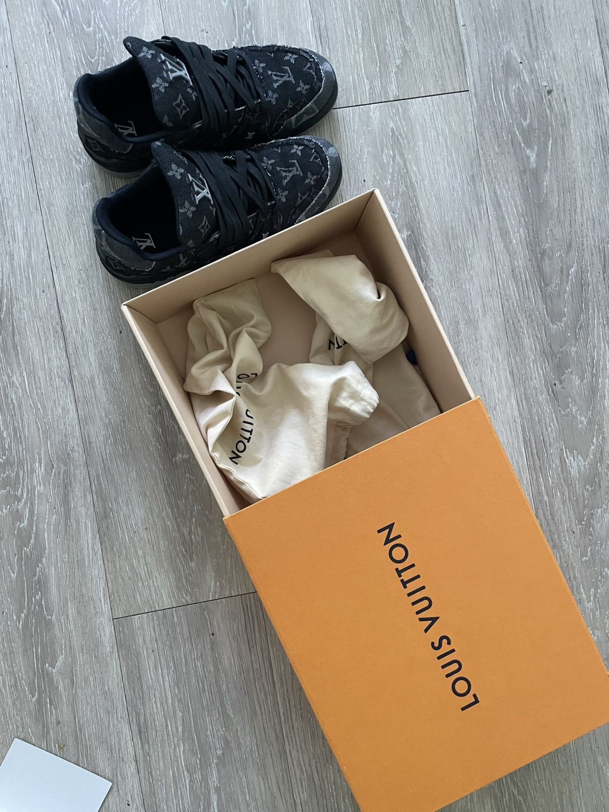 Louis Vuitton Louis vuitton trainer monogram denim black Size US 9 / EU 42 - 9 Thumbnail