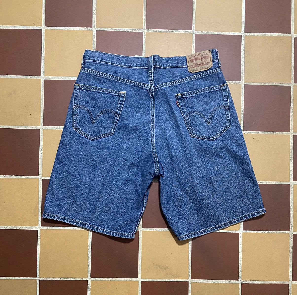 Levi's Vintage Levi’s Y2K 550 Baggy Skater Jorts shorts Size US 36 / EU 52 - 2 Thumbnail