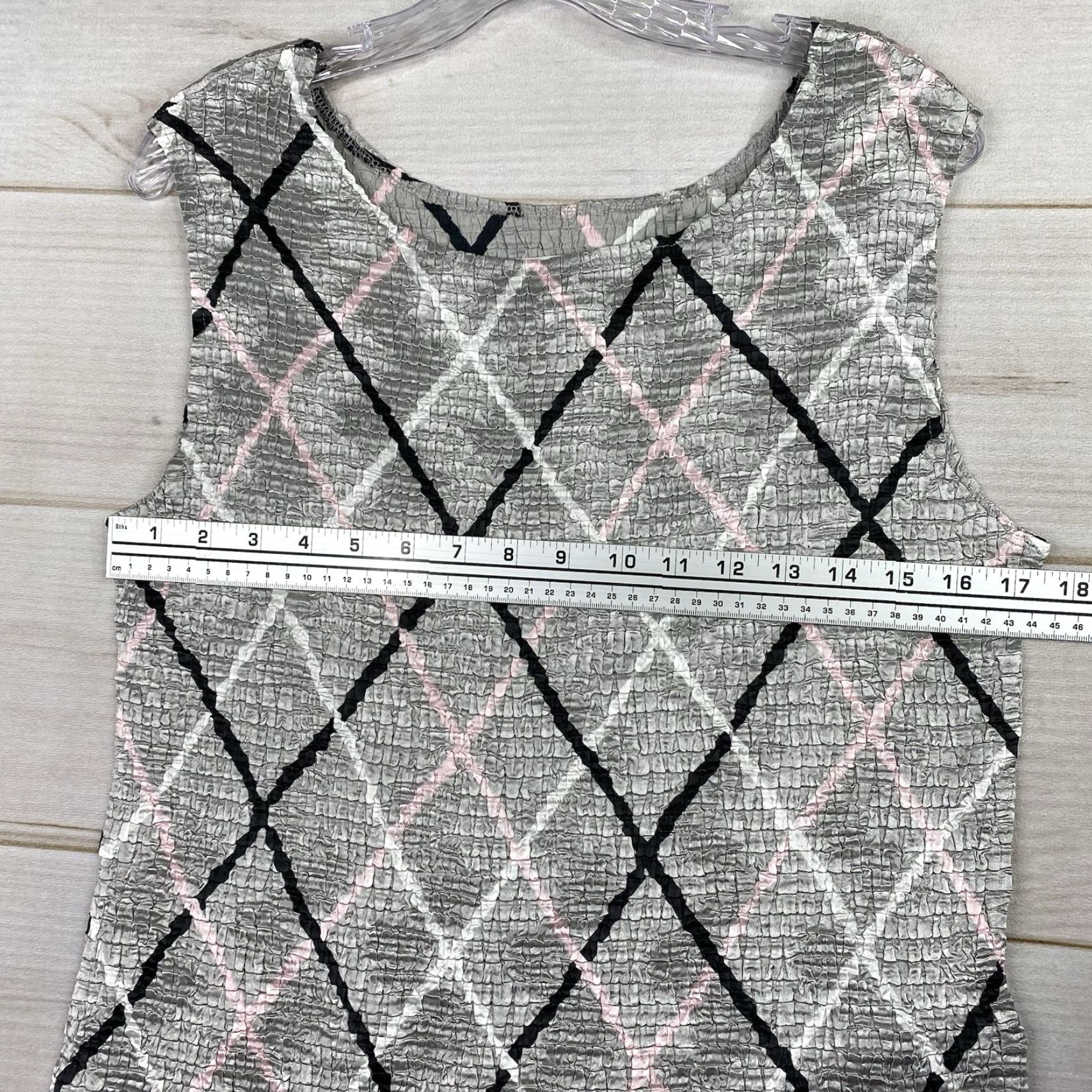 Vintage VINTAGE Casual Corner Top XL Gray Diamond Stripe Stretch Crinkle Sleeveless Size XL / US 12-14 / IT 48-50 - 4 Thumbnail