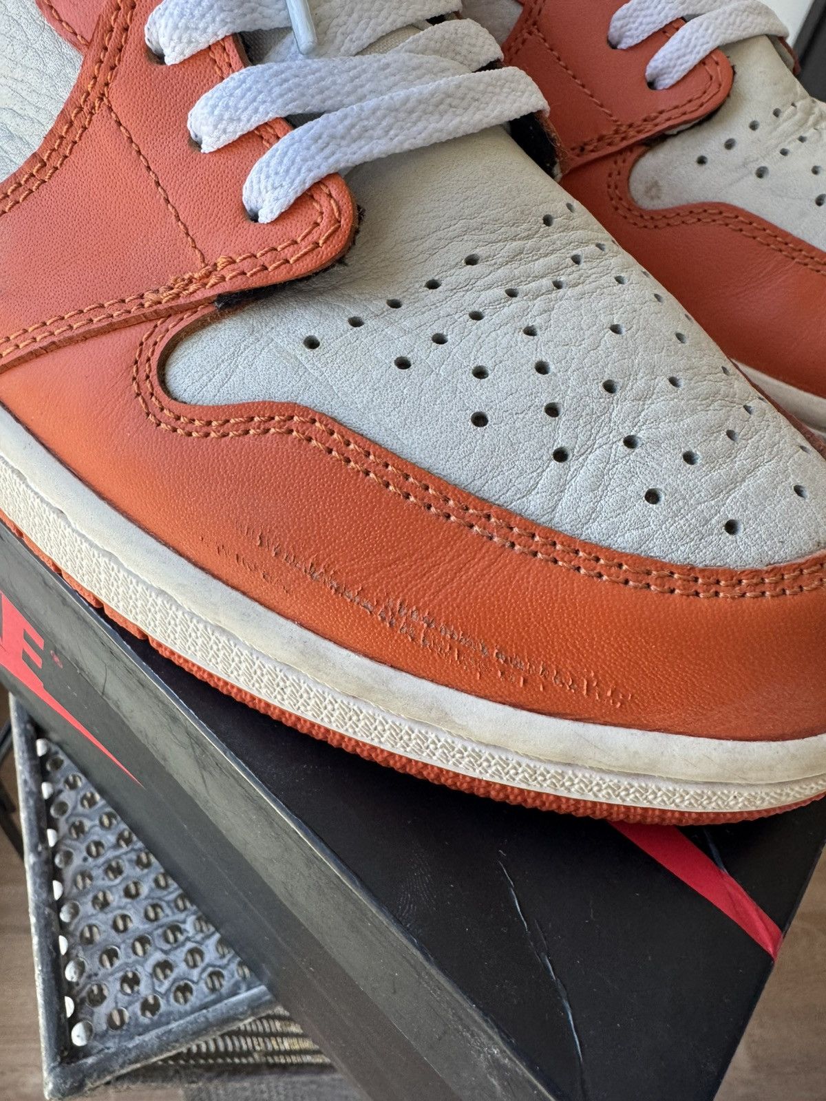 Jordan Brand Jordan 1 x Reverse Shattered Backboard Size US 12 / EU 45 - 5 Thumbnail