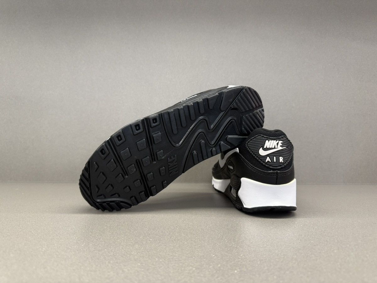 Nike Nike Air Max 90 Black White Women’s Size US 6 / IT 36 - 8 Thumbnail