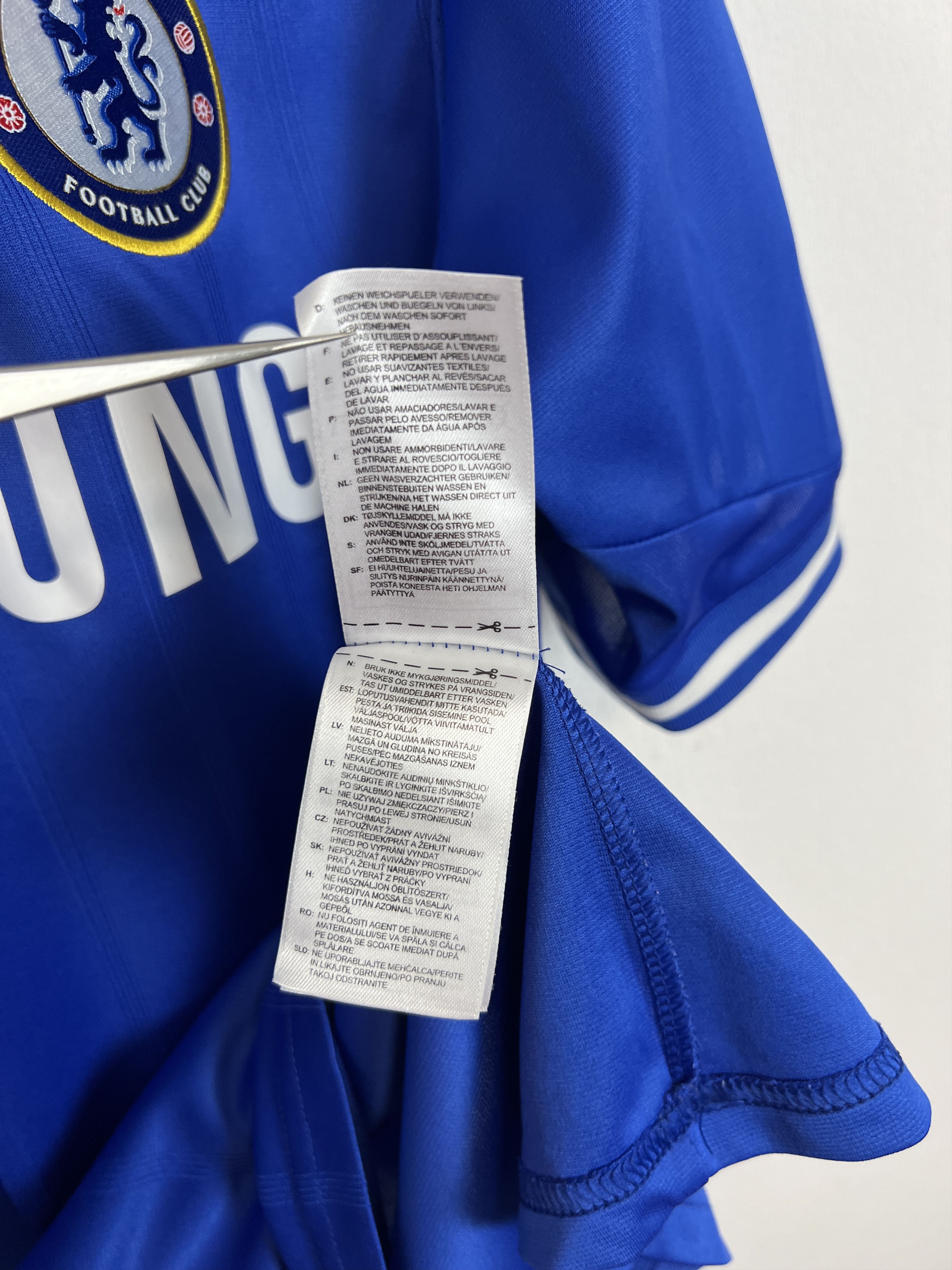 Adidas Chelsea football shirt 2013 Soccer #5 Essien Adidas Tee Size US M / EU 48-50 / 2 - 13 Thumbnail