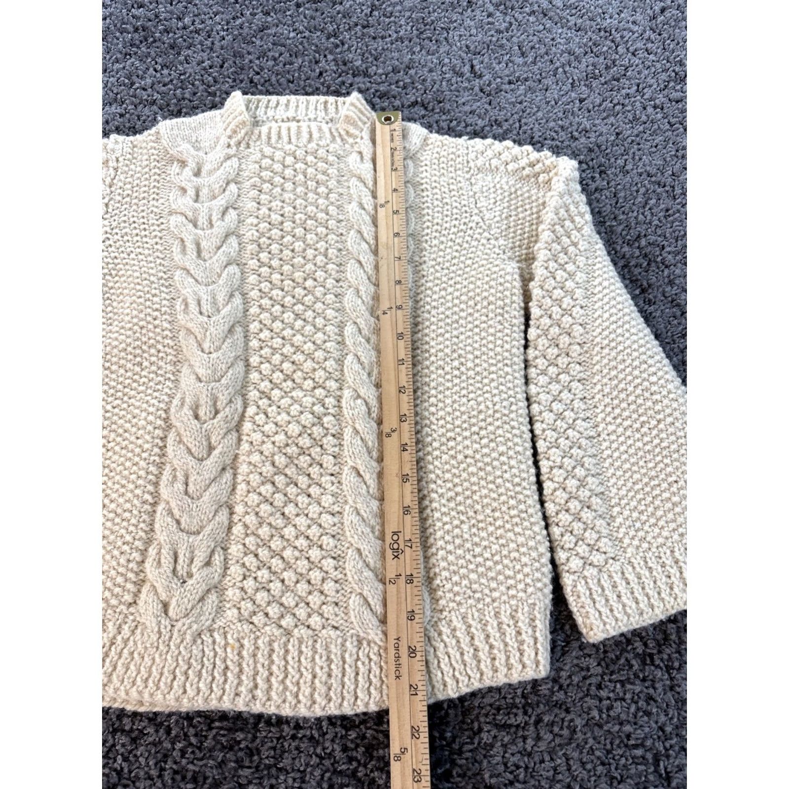 Vintage VINTAGE Handmade Wool Sweater Womens S Ivory Mock Neck Long Sleeve Fisherman Grandma 90s Classic Pullover Size S Girls/Womens Size S / US 4 / IT 40 - 2 Thumbnail