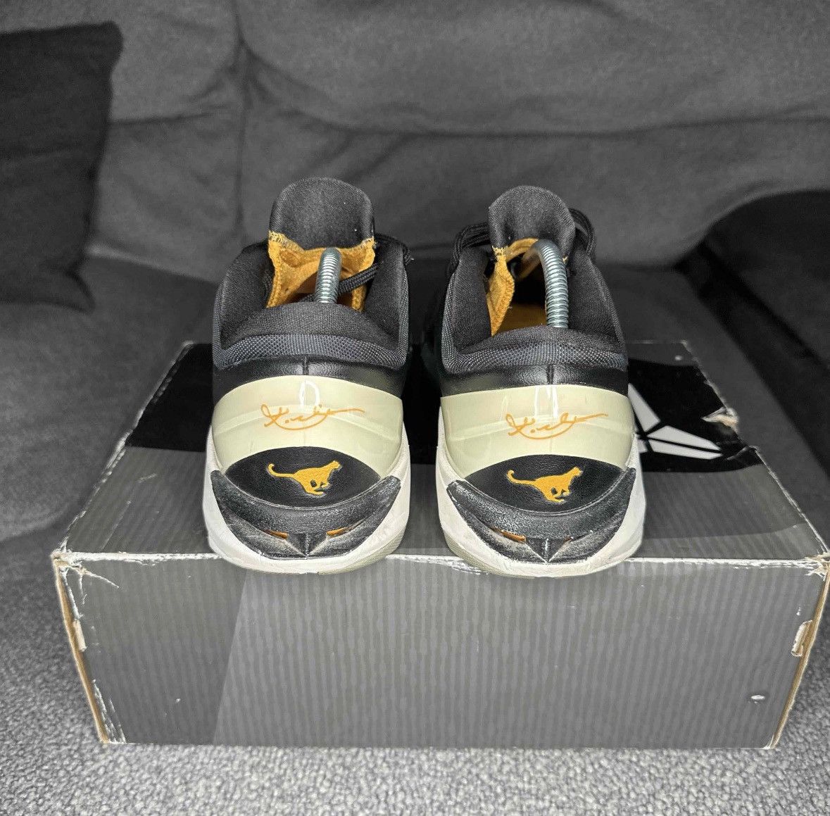 Nike Nike Zoom Kobe 7 System Cheetah Size 9.5M Size US 9.5 / EU 42-43 - 7 Thumbnail
