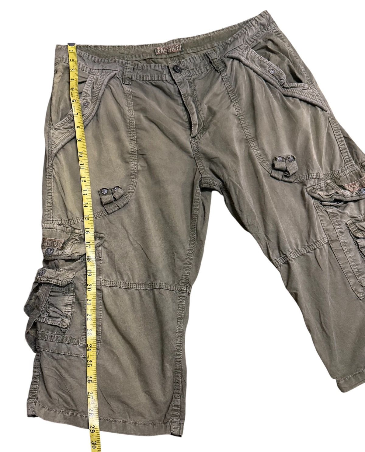 Japanese Brand Fashion Possibly by F.U.S.A.I Cargo Shorts Green Size US 33 - 8 Thumbnail